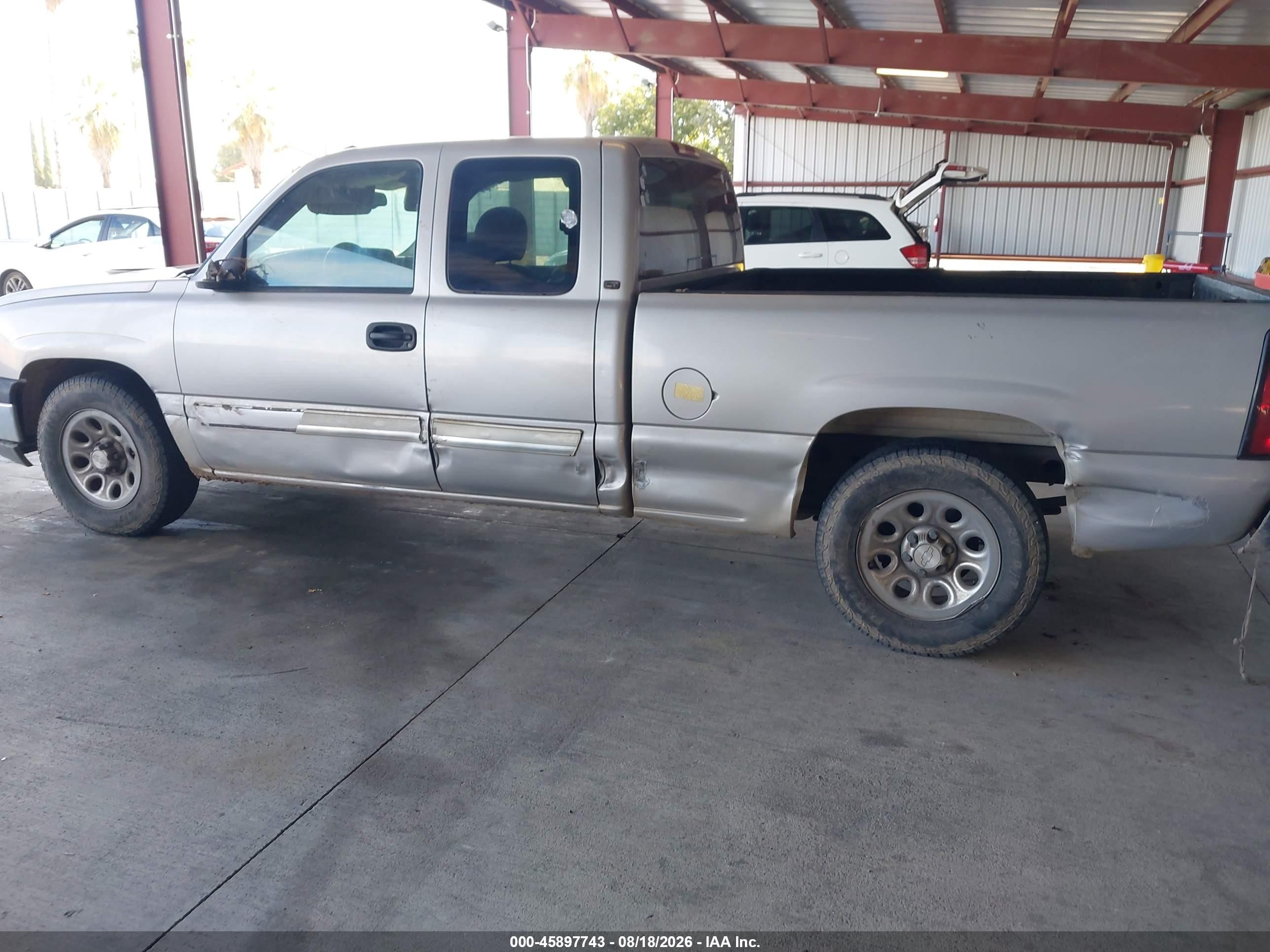 2004 Chevrolet Silverado 1500 Lt Silver vin: 2GCEC19T841208749