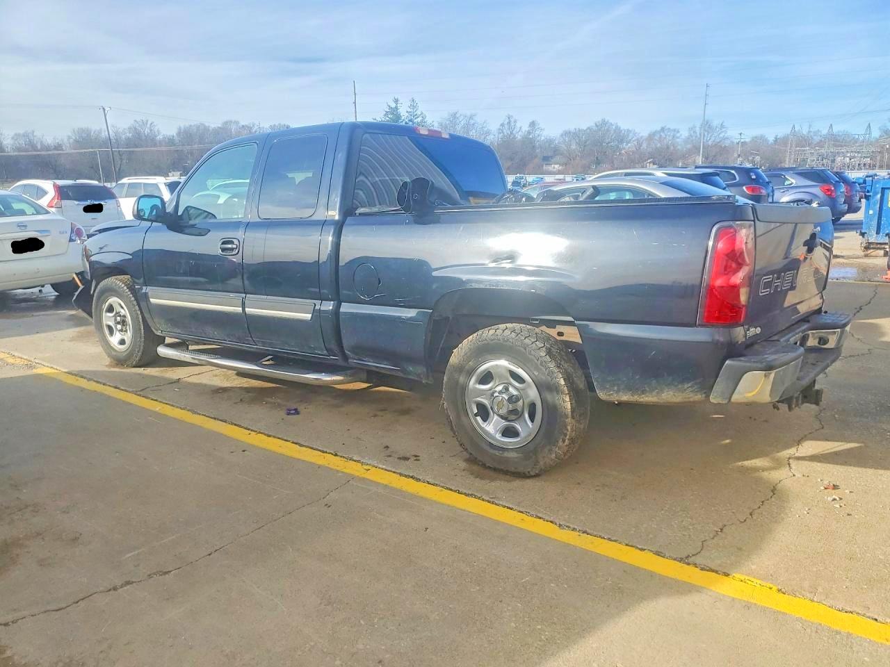 2004 Chevrolet Silverado C1500 Черный vin: 2GCEC19T841262262