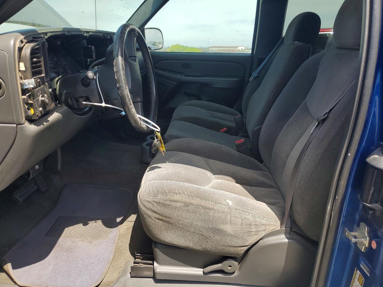 2004 Chevrolet Silverado C1500 Blue vin: 2GCEC19T841288179