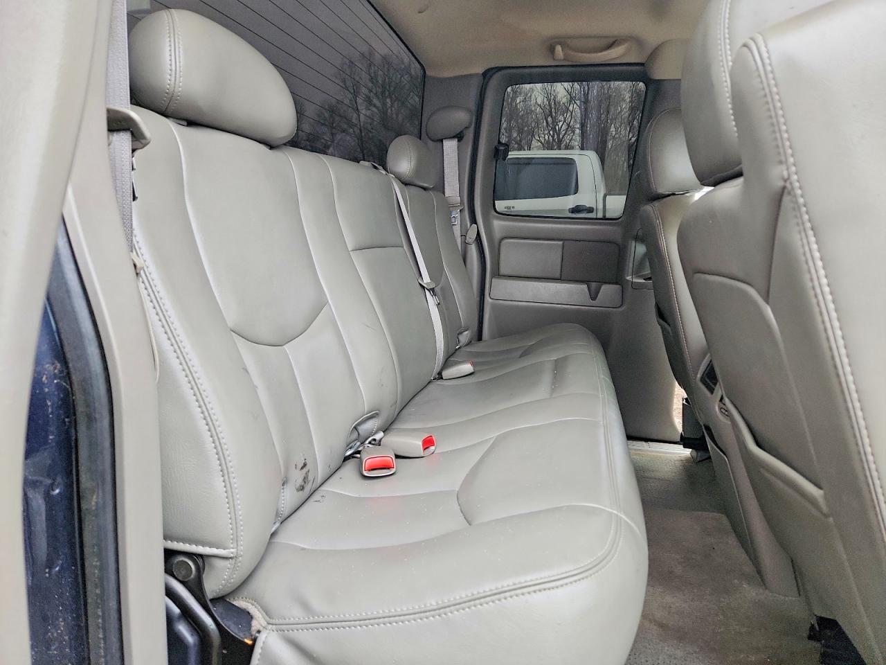 2006 Chevrolet Silverado C1500 Blue vin: 2GCEC19T861137278