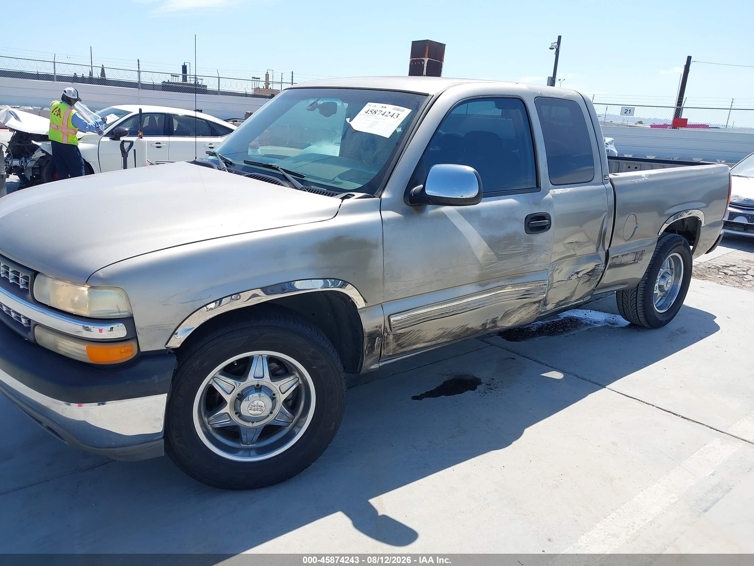 2000 Chevrolet Silverado 1500 Ls Gray vin: 2GCEC19T8Y1330579