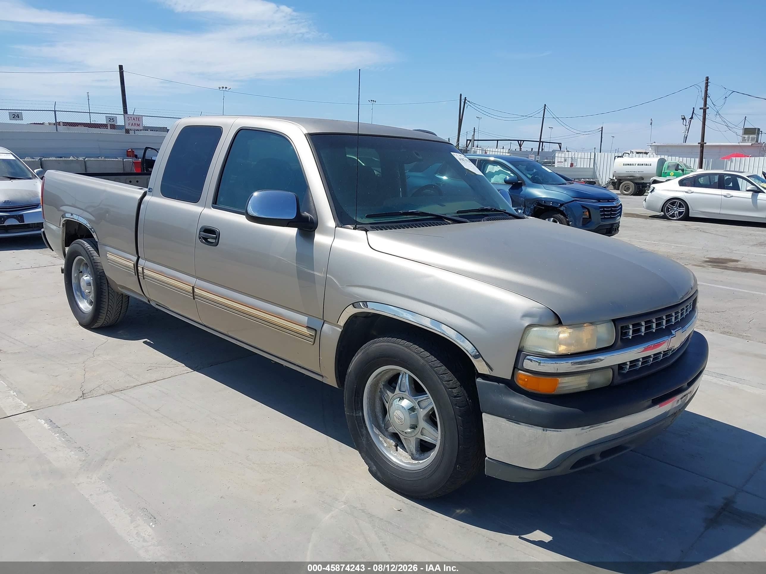 2GCEC19T8Y1330579