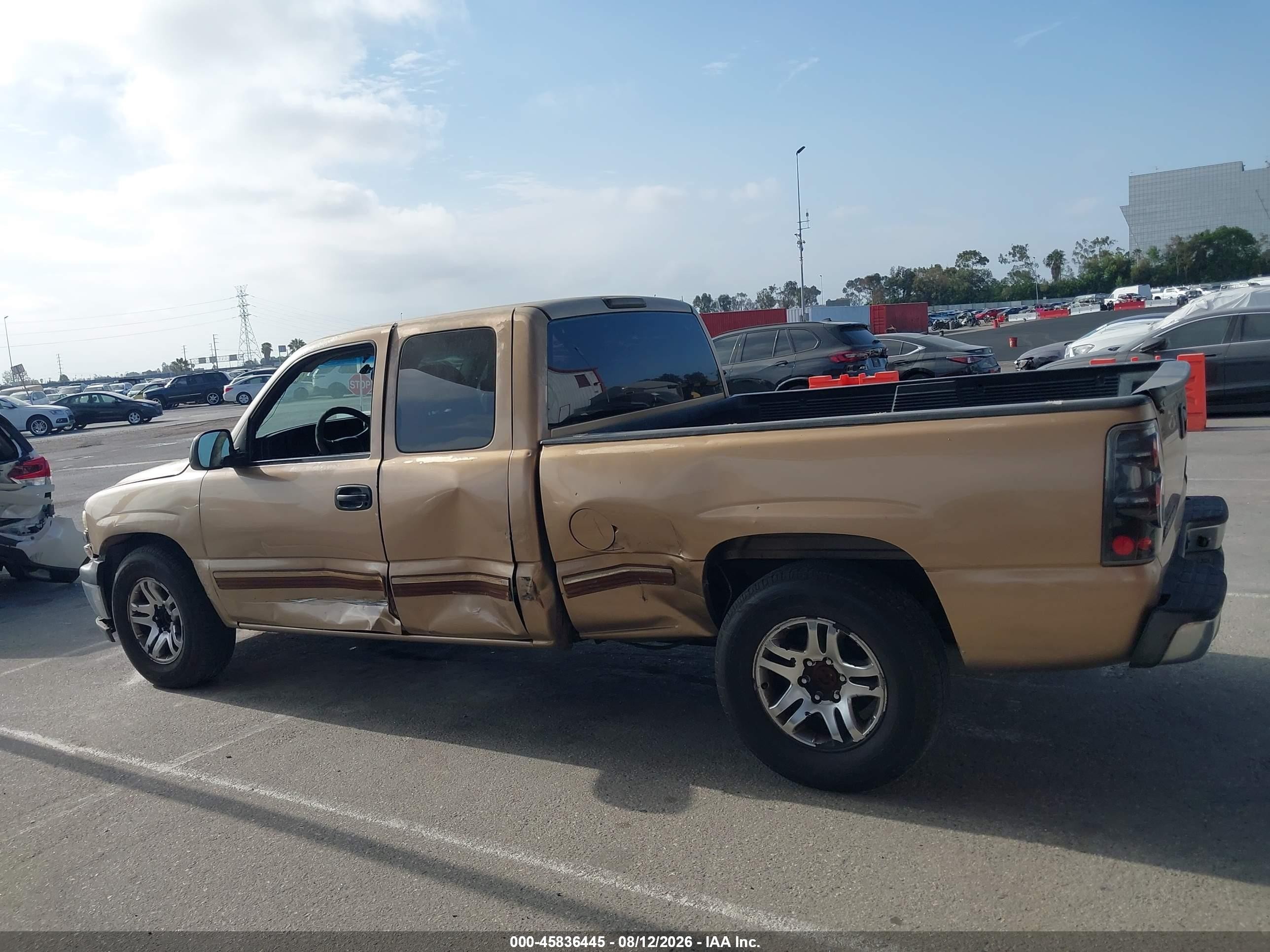 2000 Chevrolet Silverado 1500 Ls Brown vin: 2GCEC19T8Y1345728