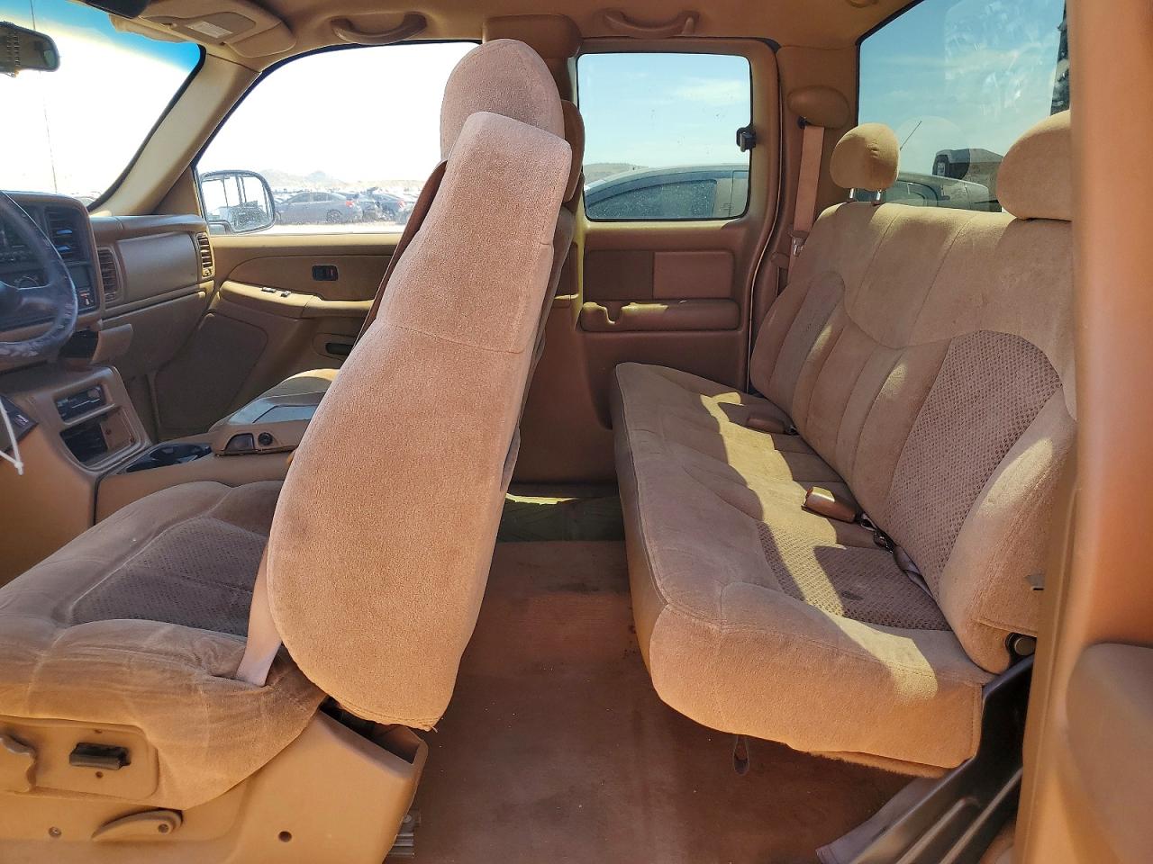 2000 Chevrolet Silverado C1500 Gold vin: 2GCEC19T8Y1351335