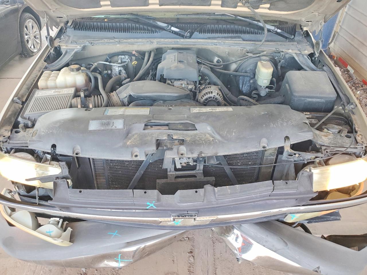 2000 Chevrolet Silverado C1500 Gold vin: 2GCEC19T8Y1351335