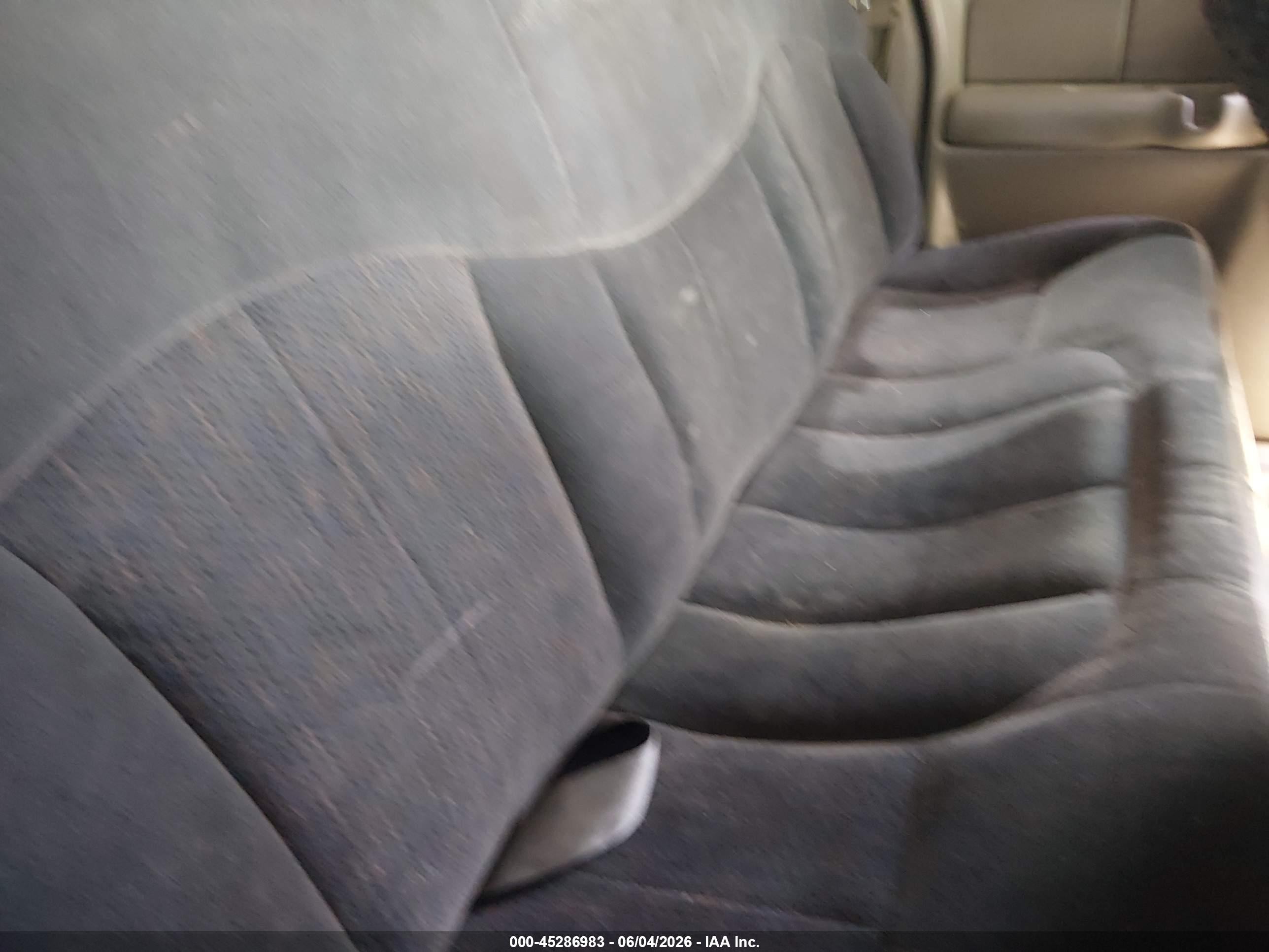 2000 Chevrolet Silverado 1500 Ls White vin: 2GCEC19T8Y1370872
