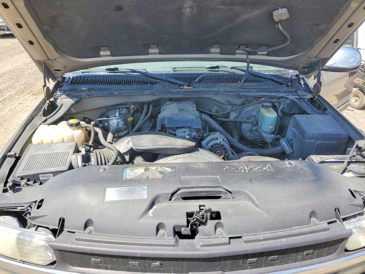 2000 Chevrolet Silverado C1500 Silver vin: 2GCEC19T8Y1385209