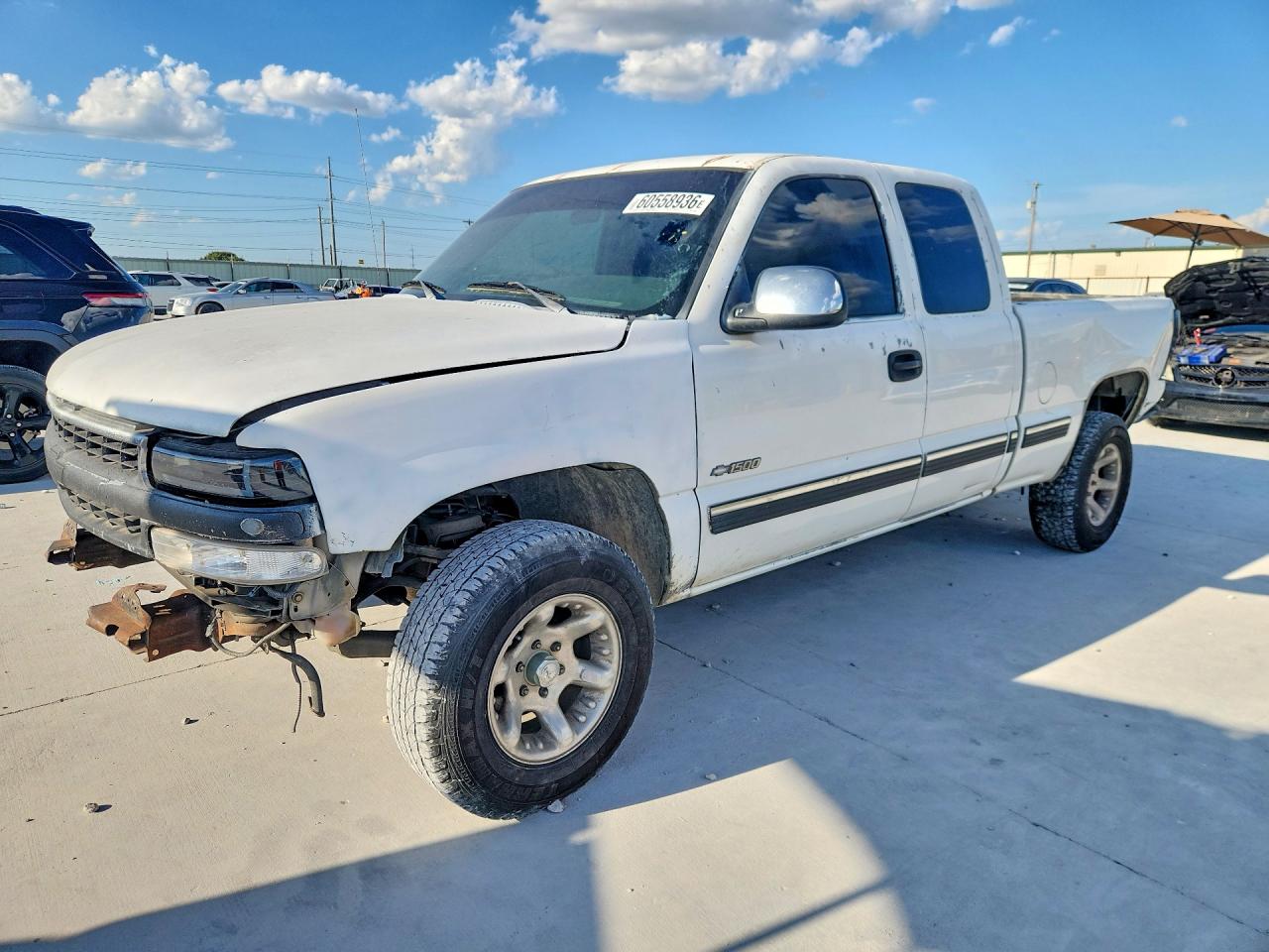 2002 Chevrolet Silverado C1500 White vin: 2GCEC19T921219496