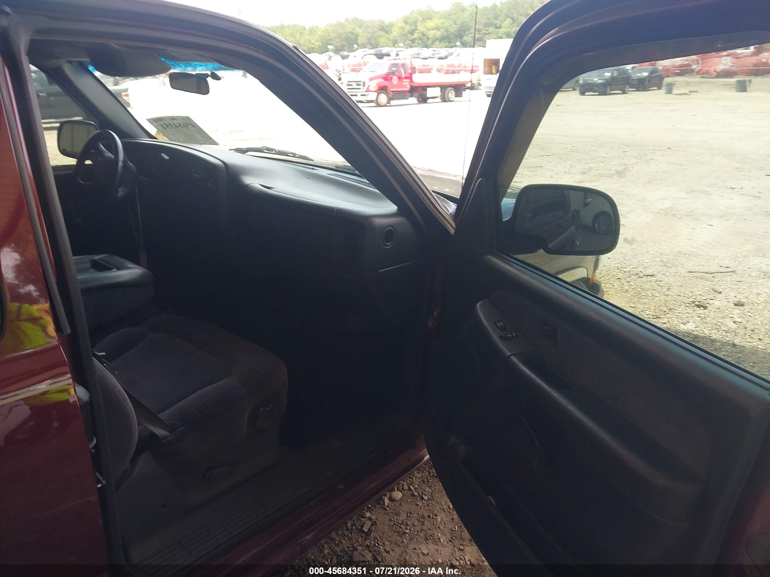2002 Chevrolet Silverado 1500 Ls Burgundy vin: 2GCEC19T921314057