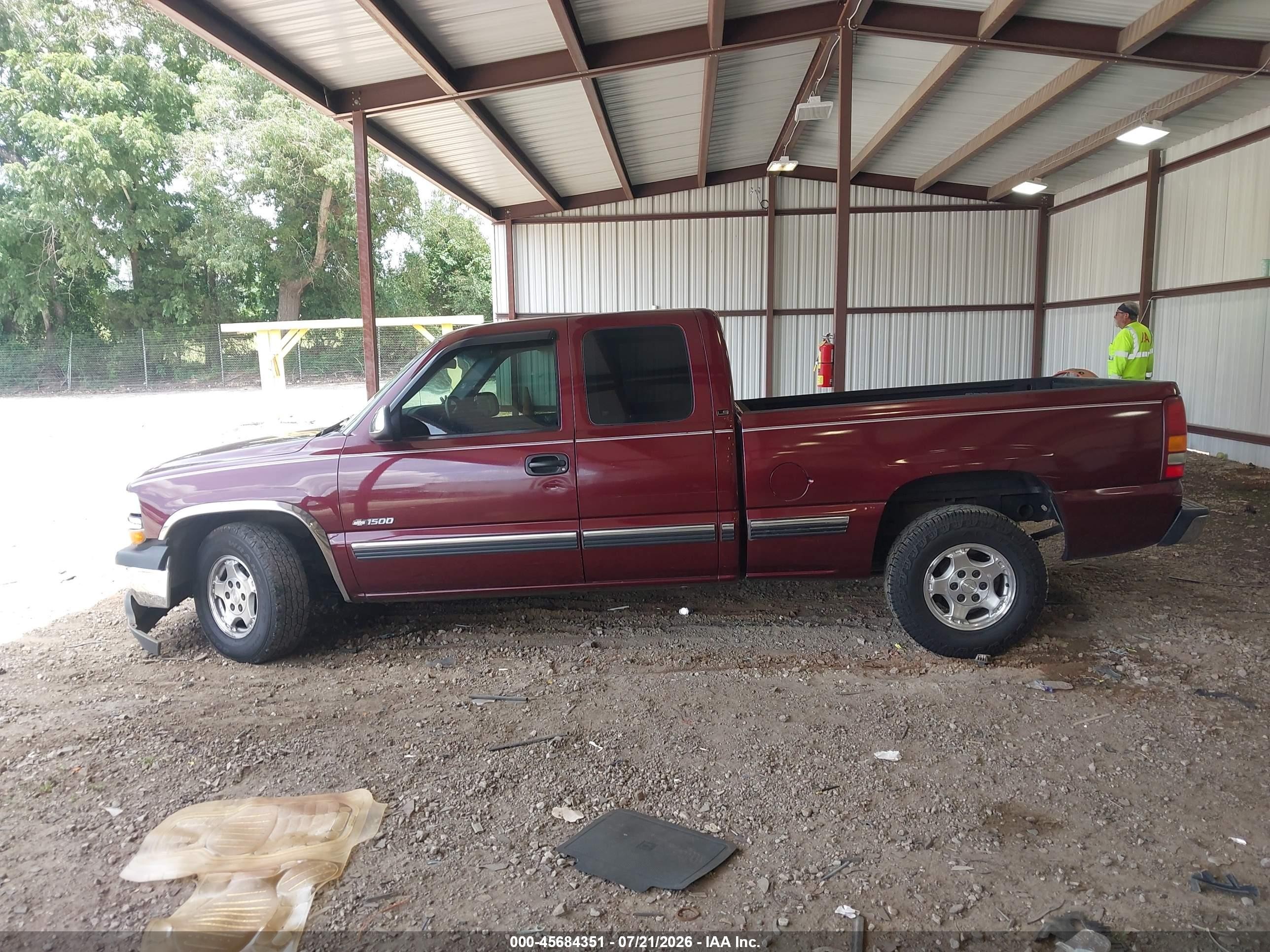 2002 Chevrolet Silverado 1500 Ls Burgundy vin: 2GCEC19T921314057