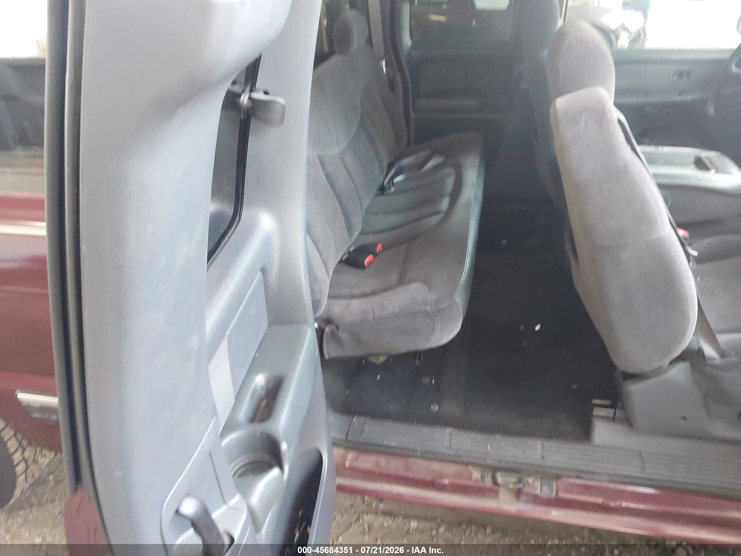 2002 Chevrolet Silverado 1500 Ls Burgundy vin: 2GCEC19T921314057