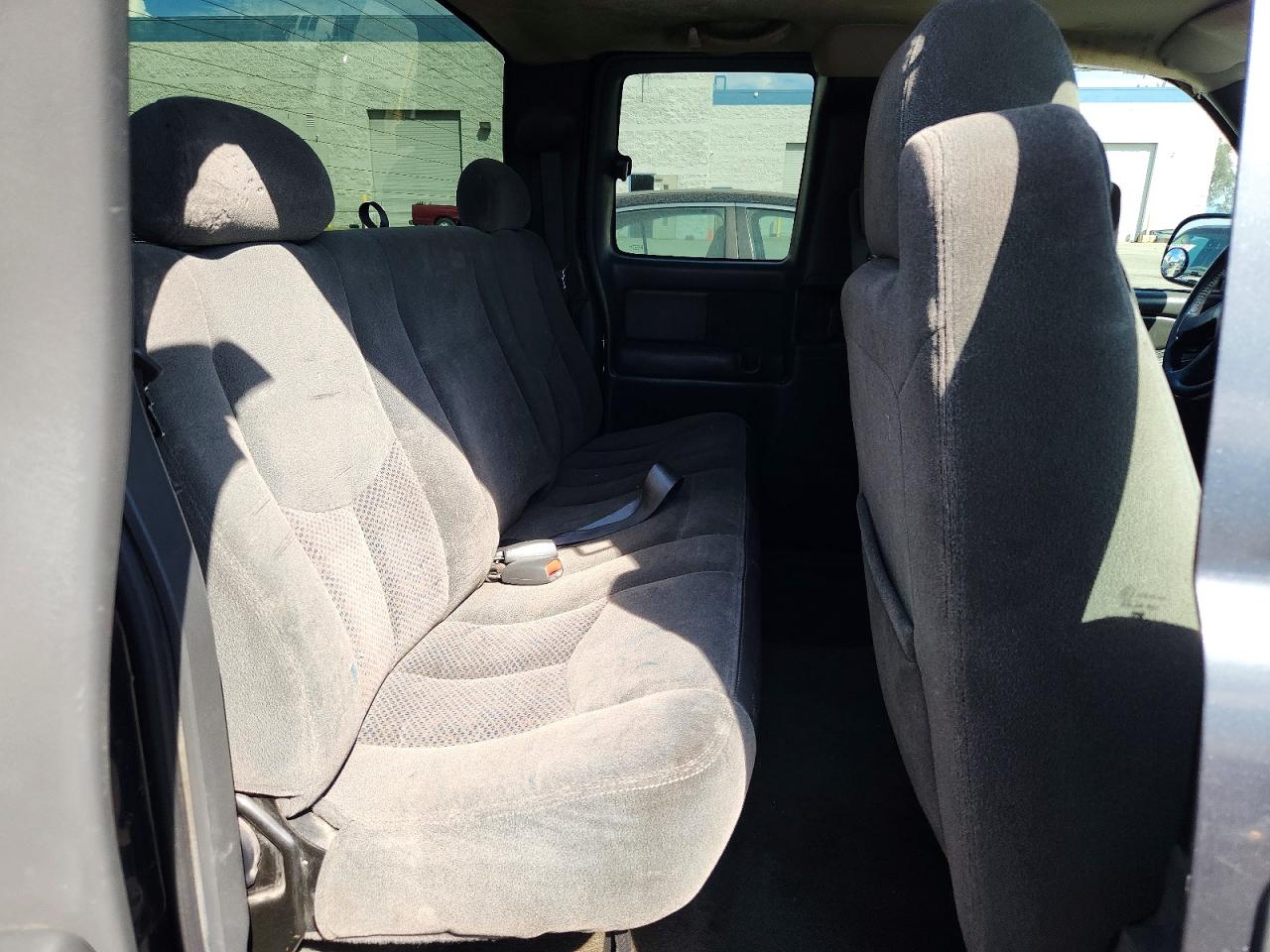2004 Chevrolet Silverado C1500 Charcoal vin: 2GCEC19T941126514
