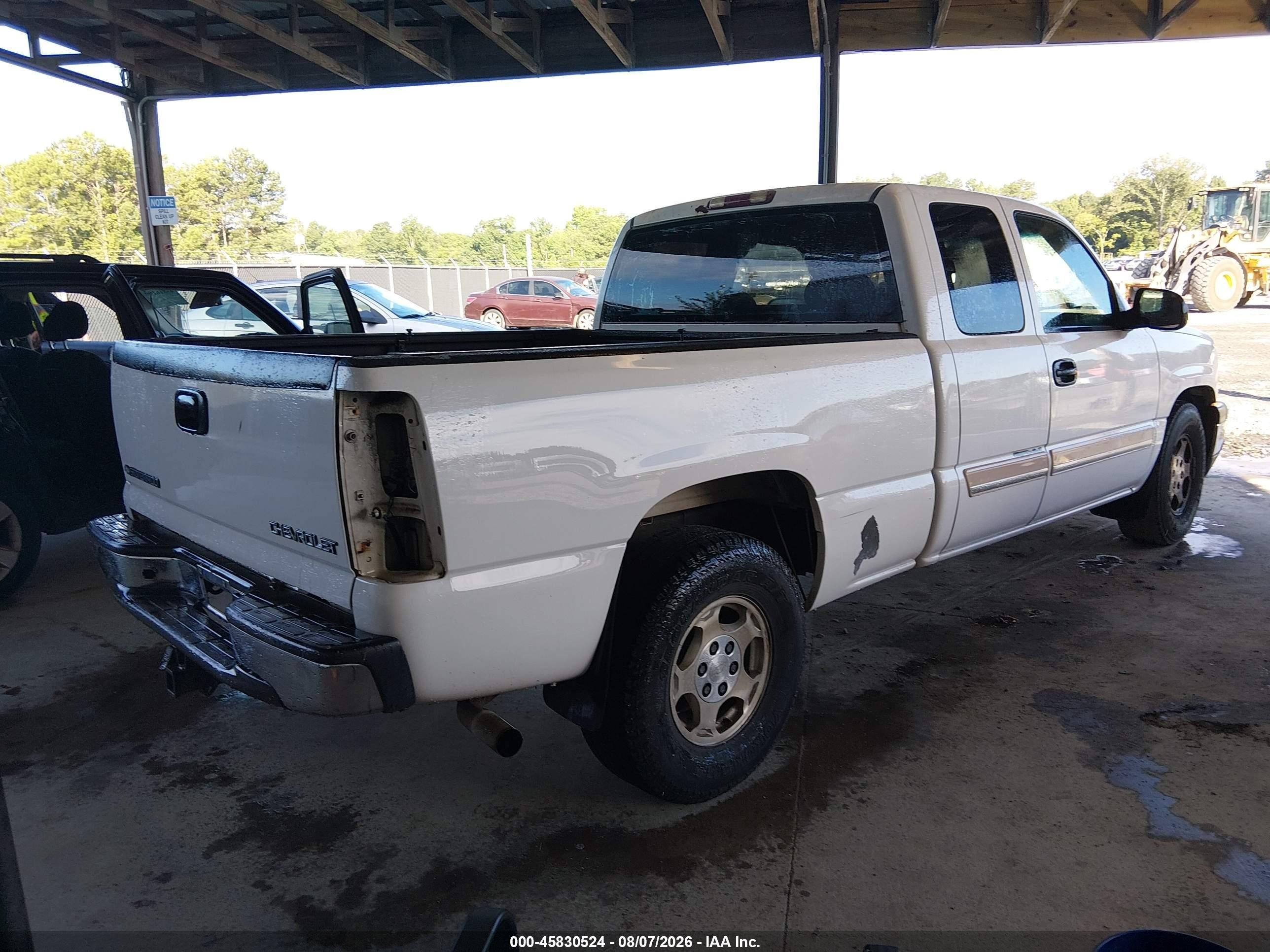 2004 Chevrolet Silverado 1500 Ls White vin: 2GCEC19T941154720