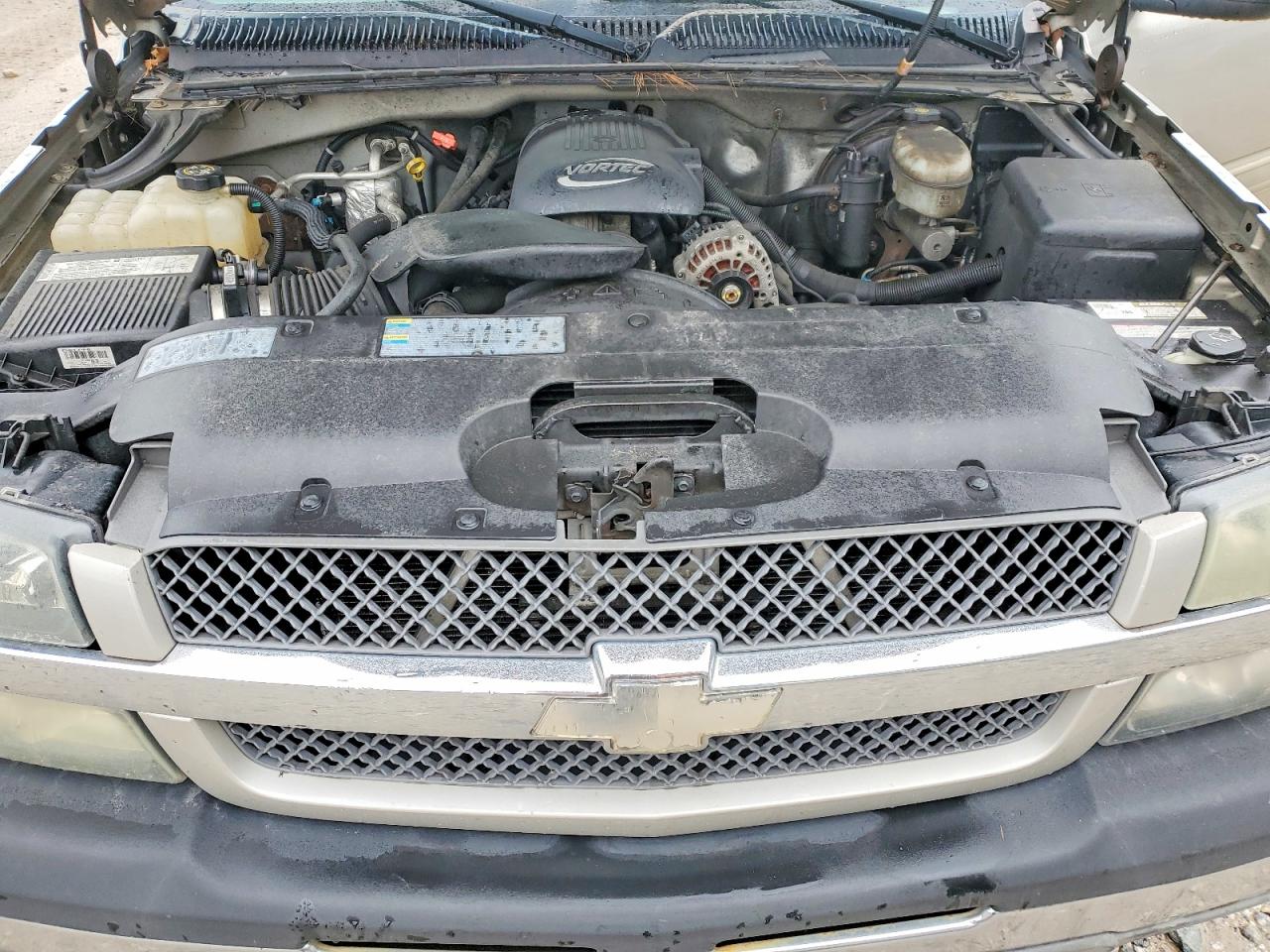 2004 Chevrolet Silverado C1500 Silver vin: 2GCEC19T941201471