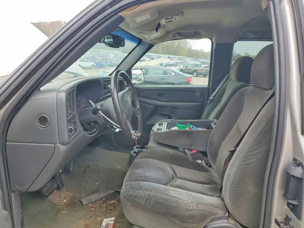 2004 Chevrolet Silverado C1500 Silver vin: 2GCEC19T941201471