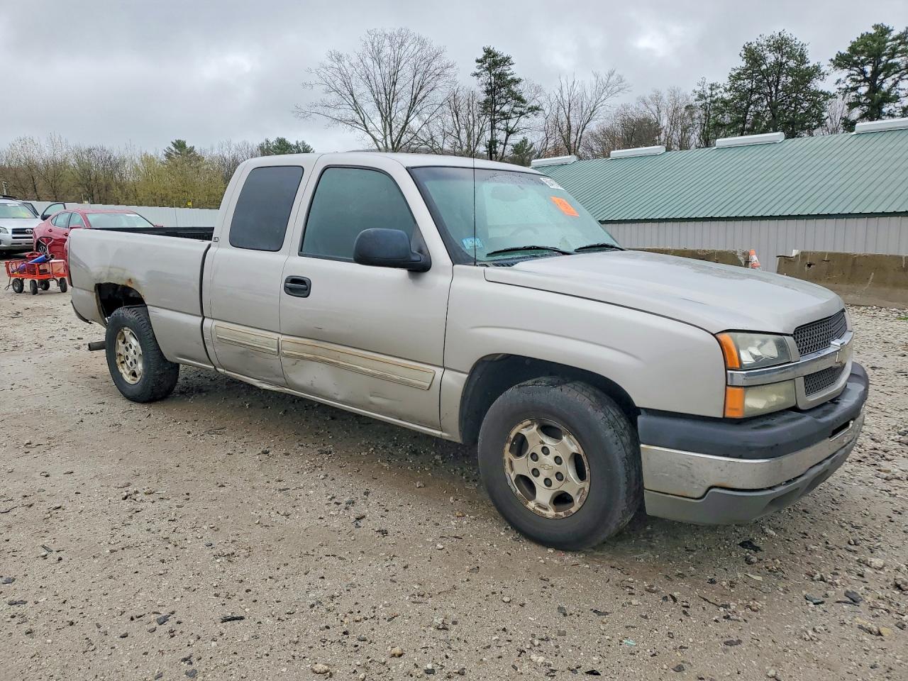 2004 Chevrolet Silverado C1500 Silver vin: 2GCEC19T941201471