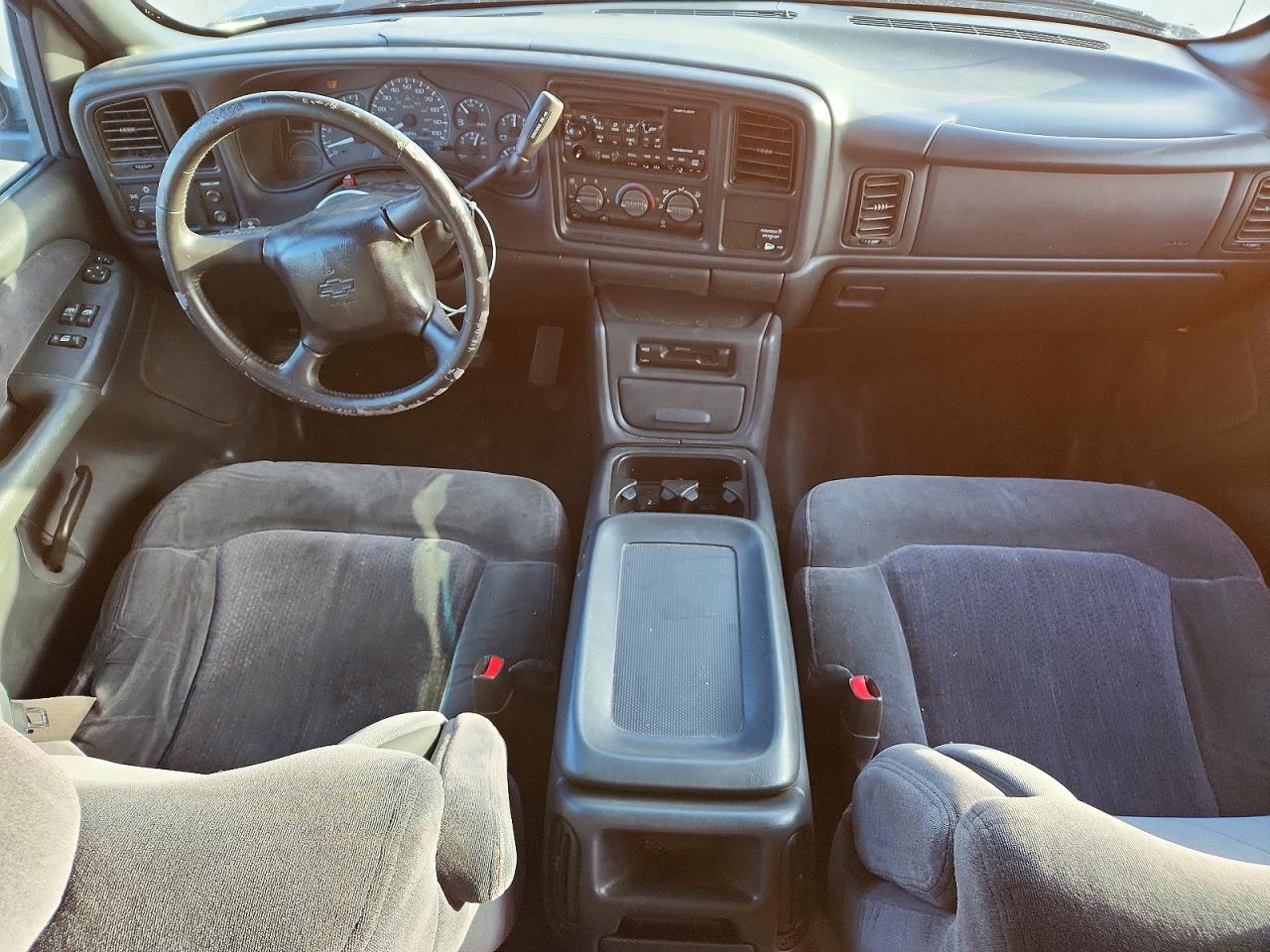 2001 Chevrolet Silverado Silver vin: 2GCEC19TX11324000