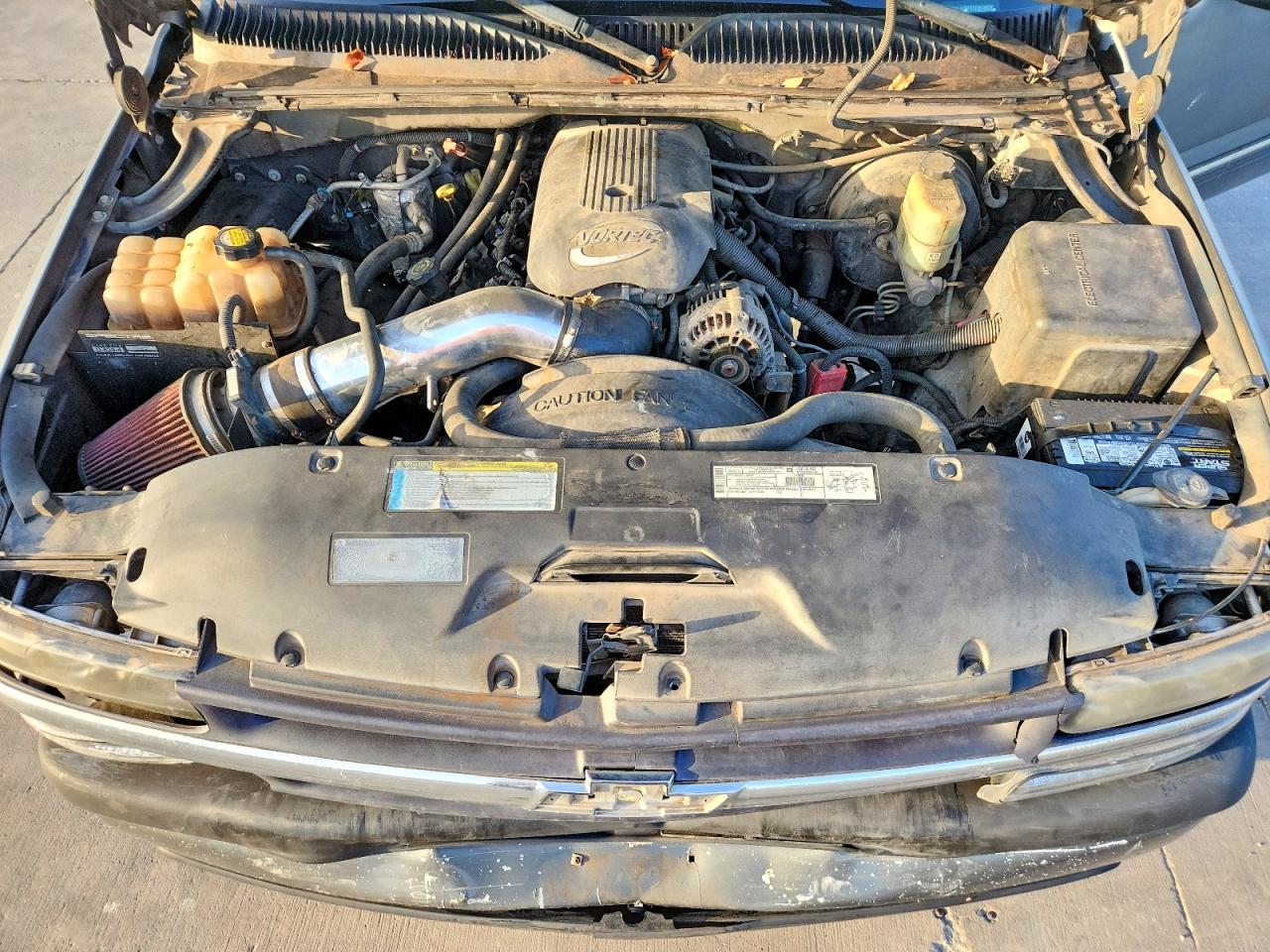 2001 Chevrolet Silverado Silver vin: 2GCEC19TX11324000