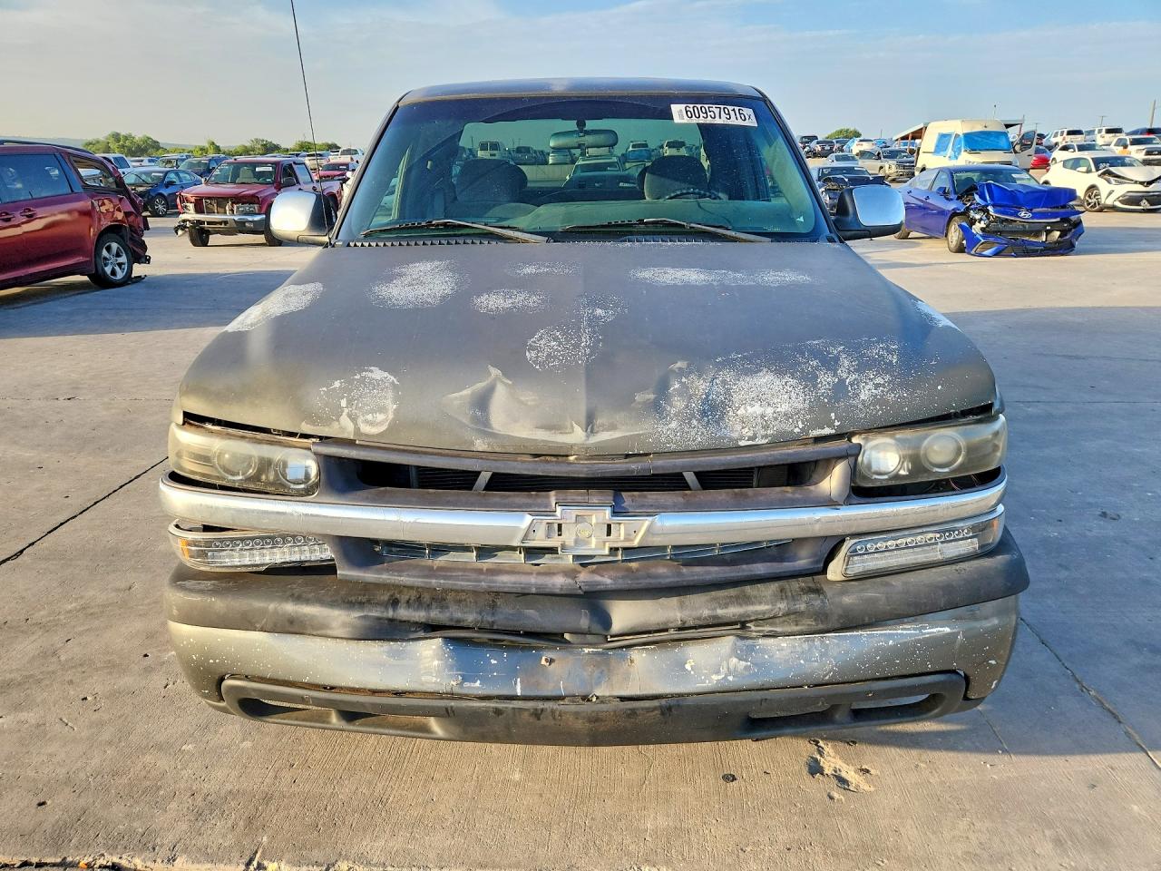 2001 Chevrolet Silverado Silver vin: 2GCEC19TX11324000