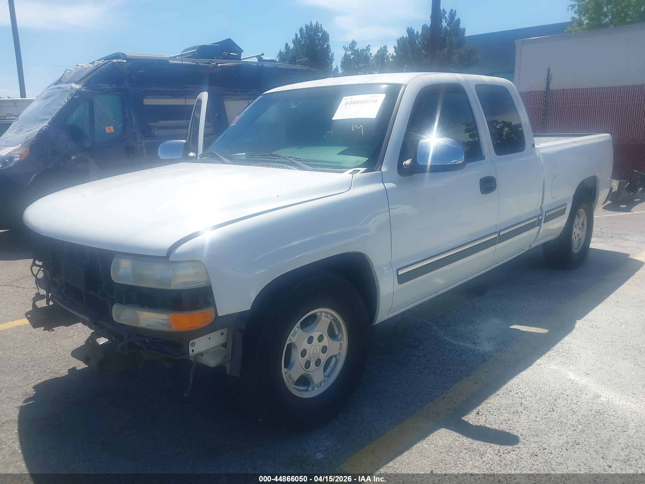 2001 Chevrolet Silverado 1500 Ls White vin: 2GCEC19TX11397724