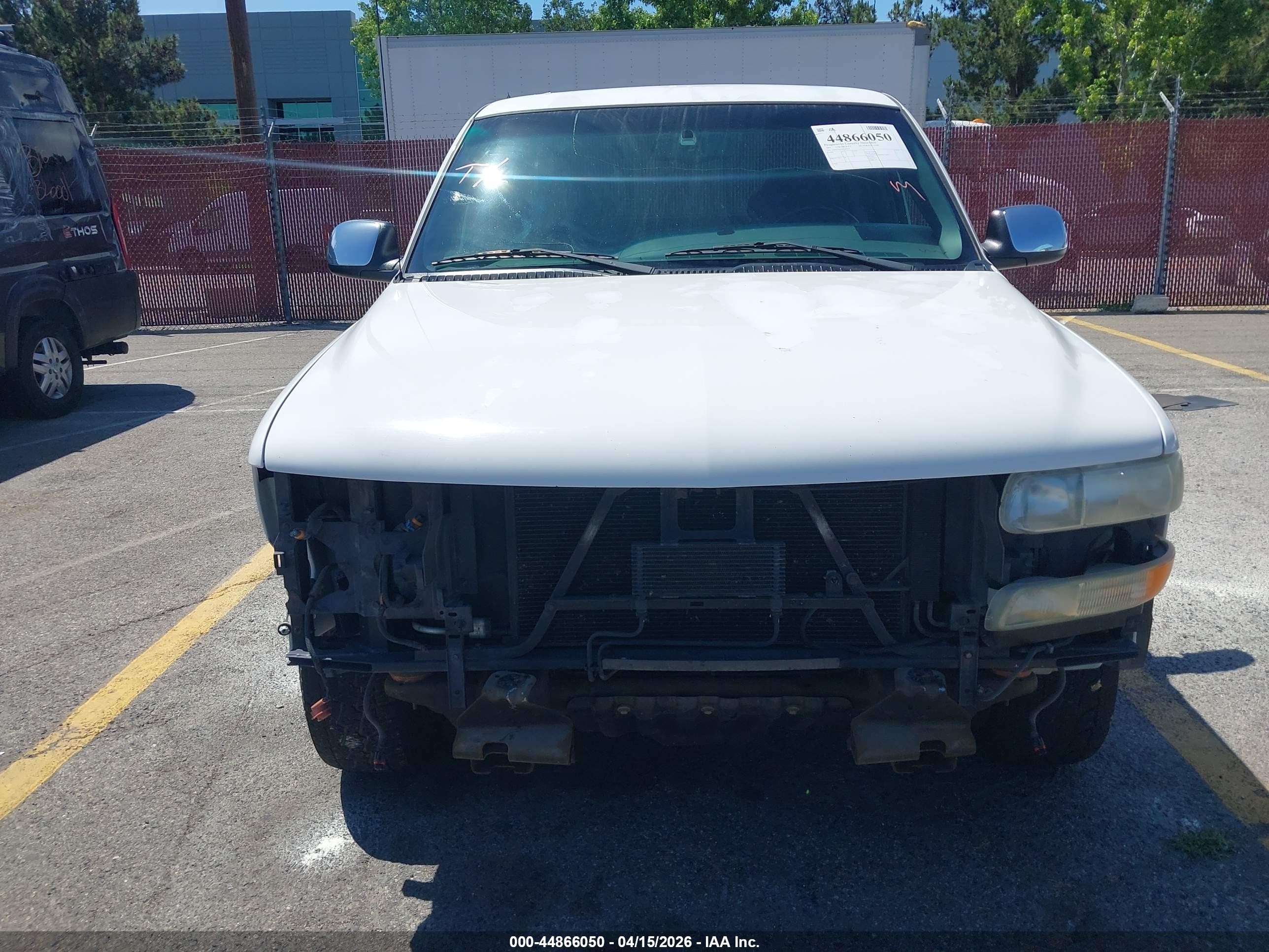 2001 Chevrolet Silverado 1500 Ls White vin: 2GCEC19TX11397724