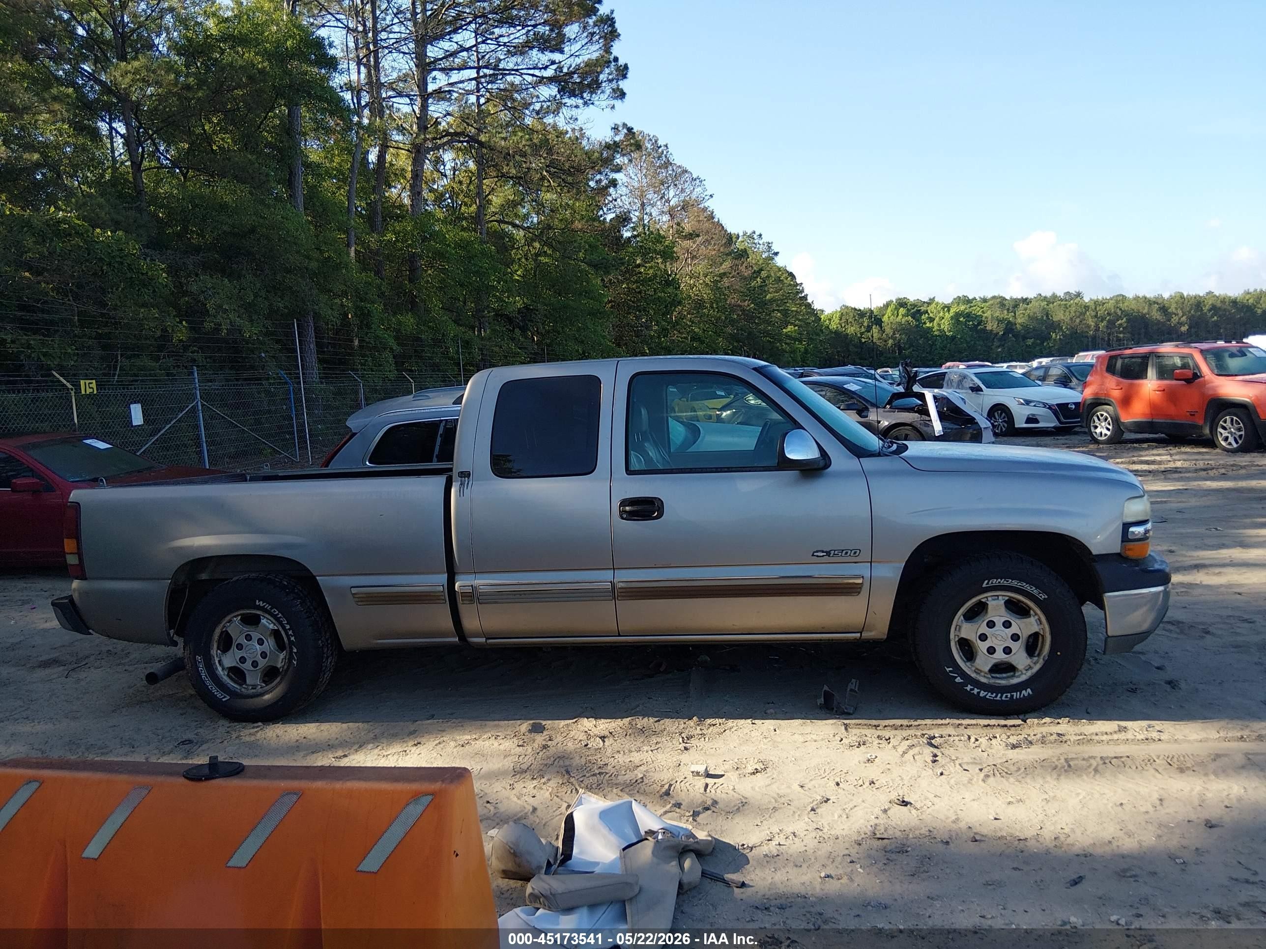 2002 Chevrolet Silverado 1500 Lt Beige vin: 2GCEC19TX21120573