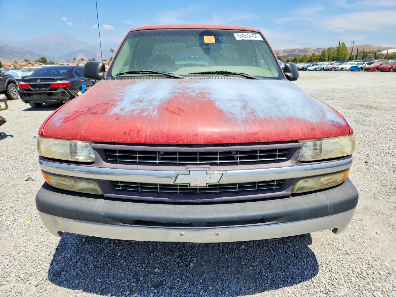 2002 Chevrolet Silverado C1500 Red vin: 2GCEC19TX21142945