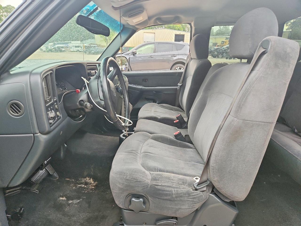 2002 Chevrolet Silverado C1500 Gray vin: 2GCEC19TX21330364