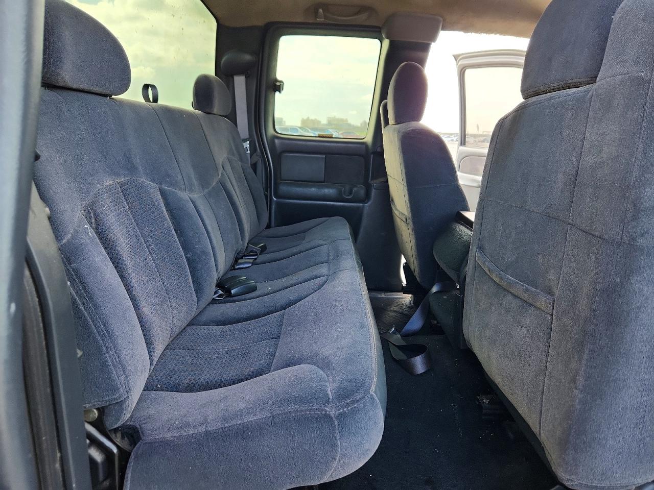 2002 Chevrolet Silverado C1500 Gray vin: 2GCEC19TX21371934