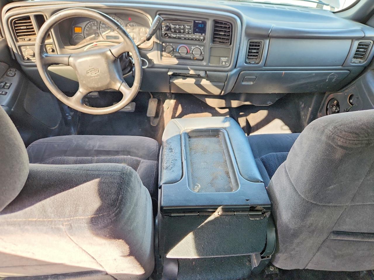 2002 Chevrolet Silverado C1500 Gray vin: 2GCEC19TX21371934