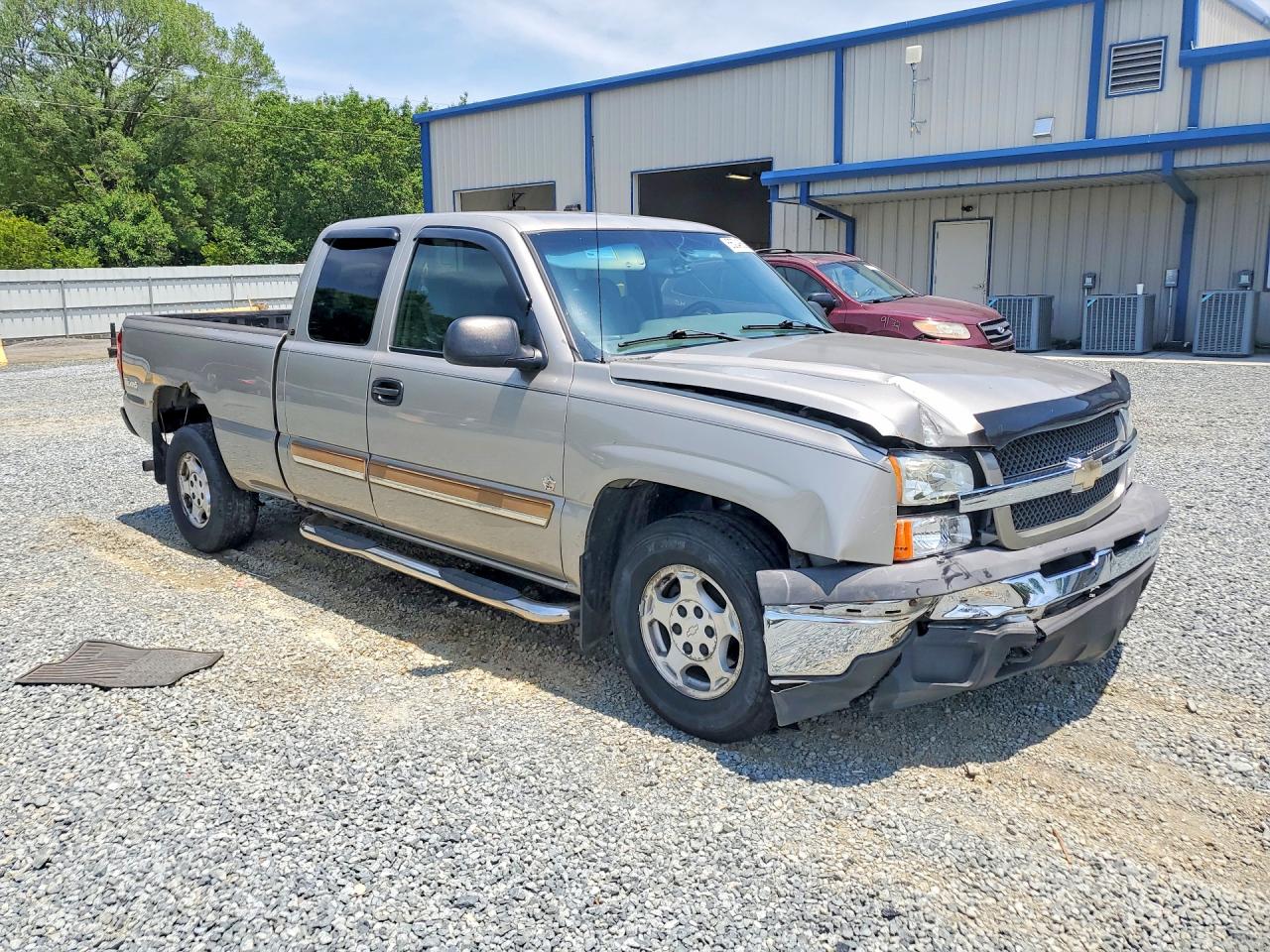 2003 Chevrolet Silverado C1500 Silver vin: 2GCEC19TX31314585