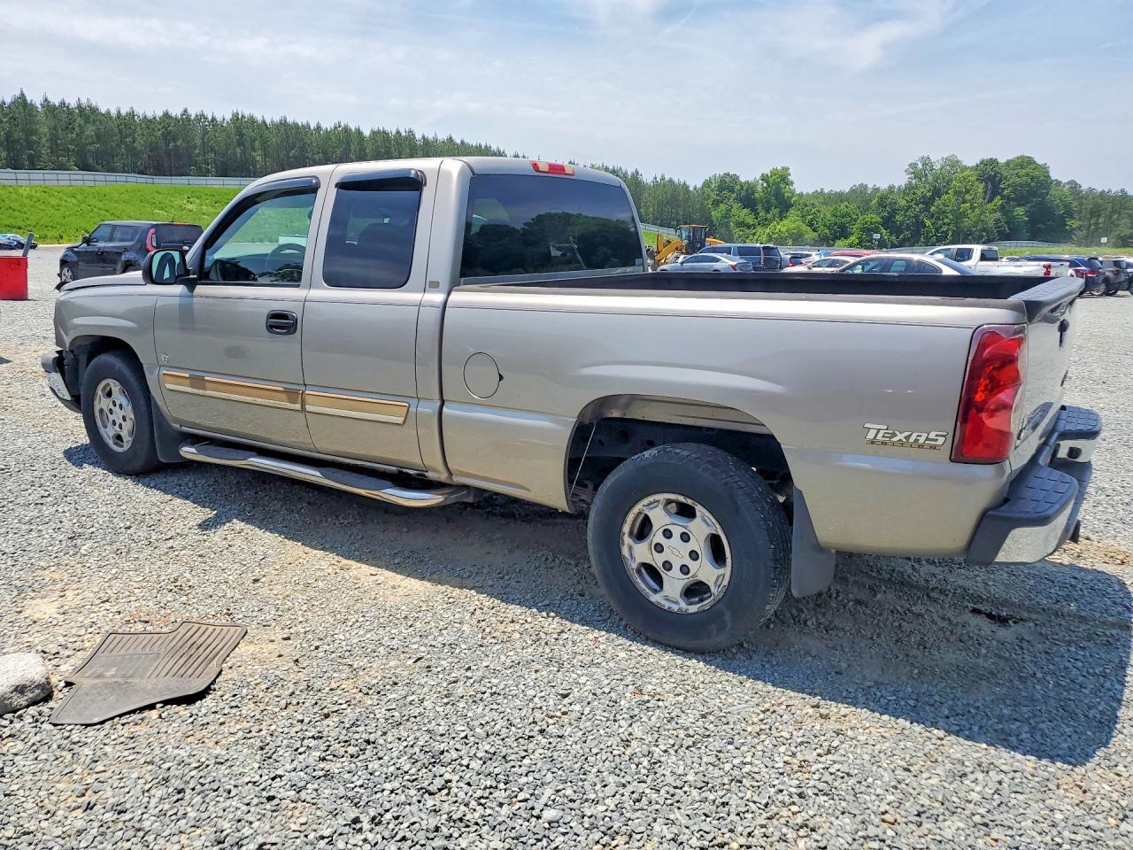 2003 Chevrolet Silverado C1500 Silver vin: 2GCEC19TX31314585