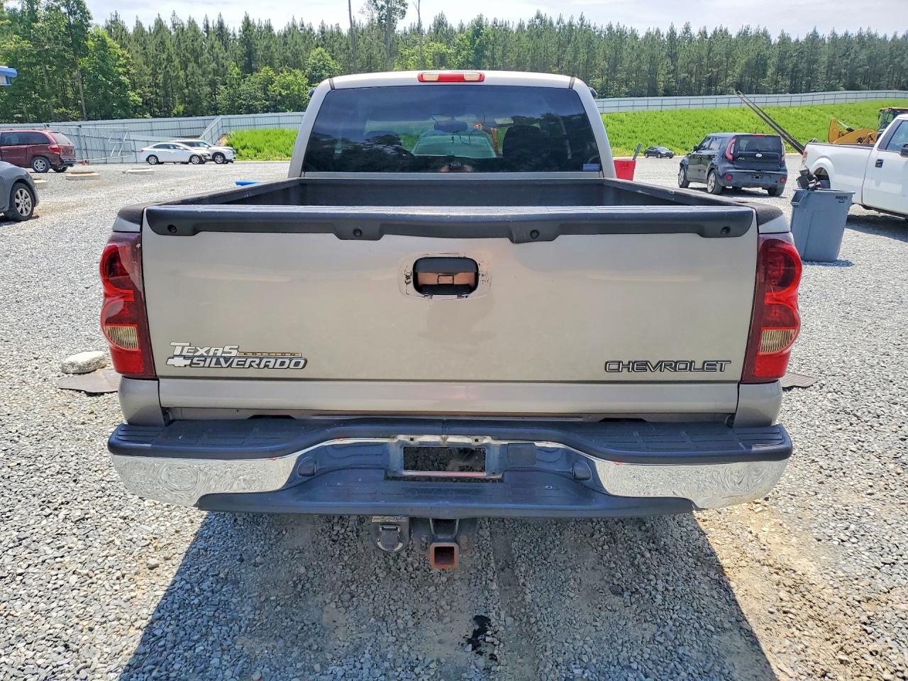2003 Chevrolet Silverado C1500 Silver vin: 2GCEC19TX31314585