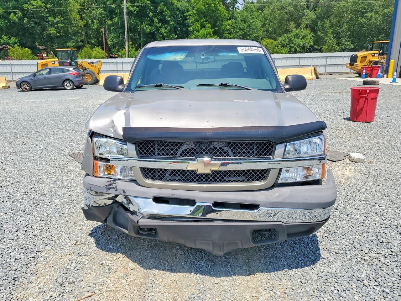 2003 Chevrolet Silverado C1500 Silver vin: 2GCEC19TX31314585