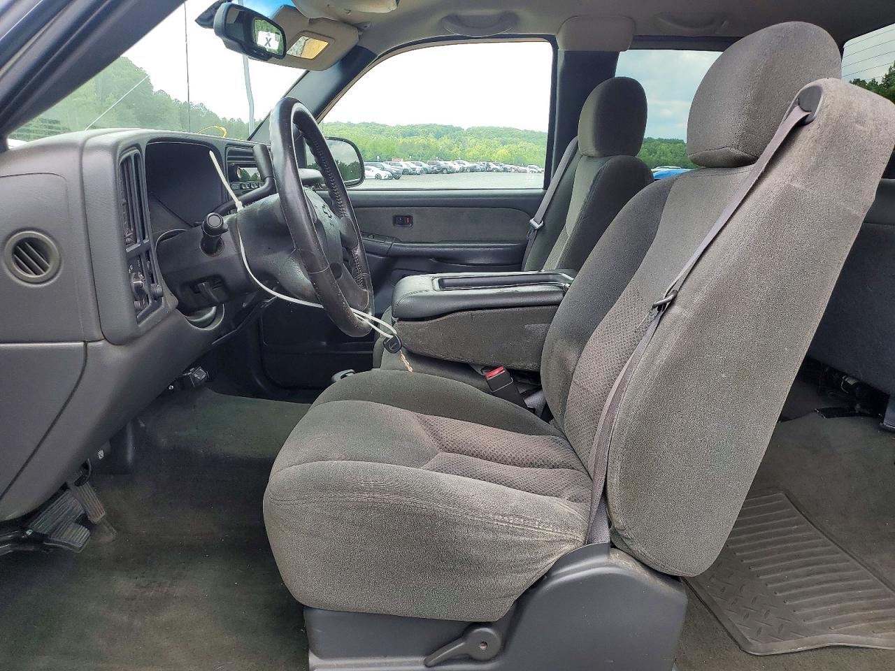 2003 Chevrolet Silverado C1500 Silver vin: 2GCEC19TX31314585