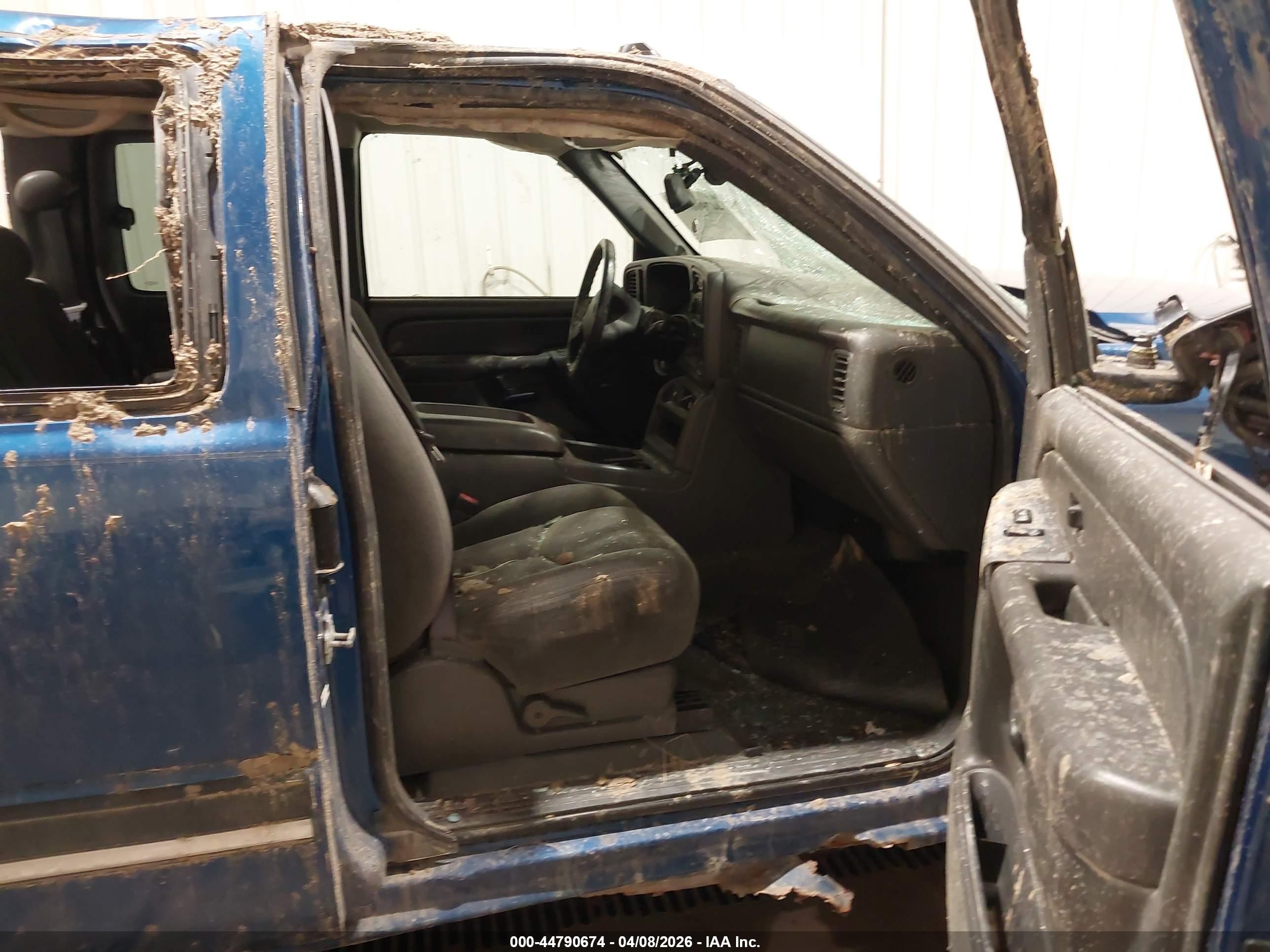 2004 Chevrolet Silverado 1500 Ls Blue vin: 2GCEC19TX41318363