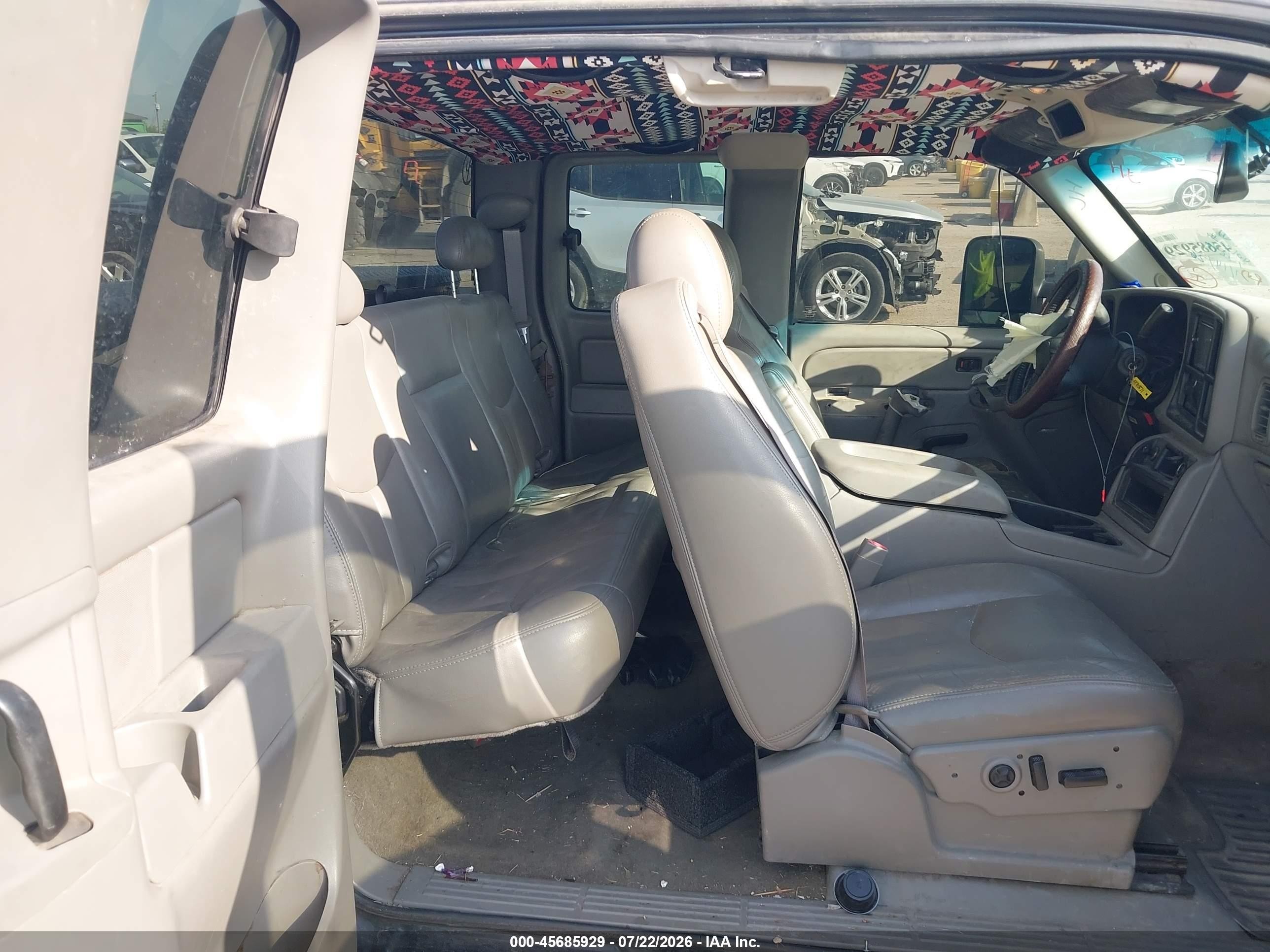 2005 Chevrolet Silverado 1500 Lt Gray vin: 2GCEC19TX51330871