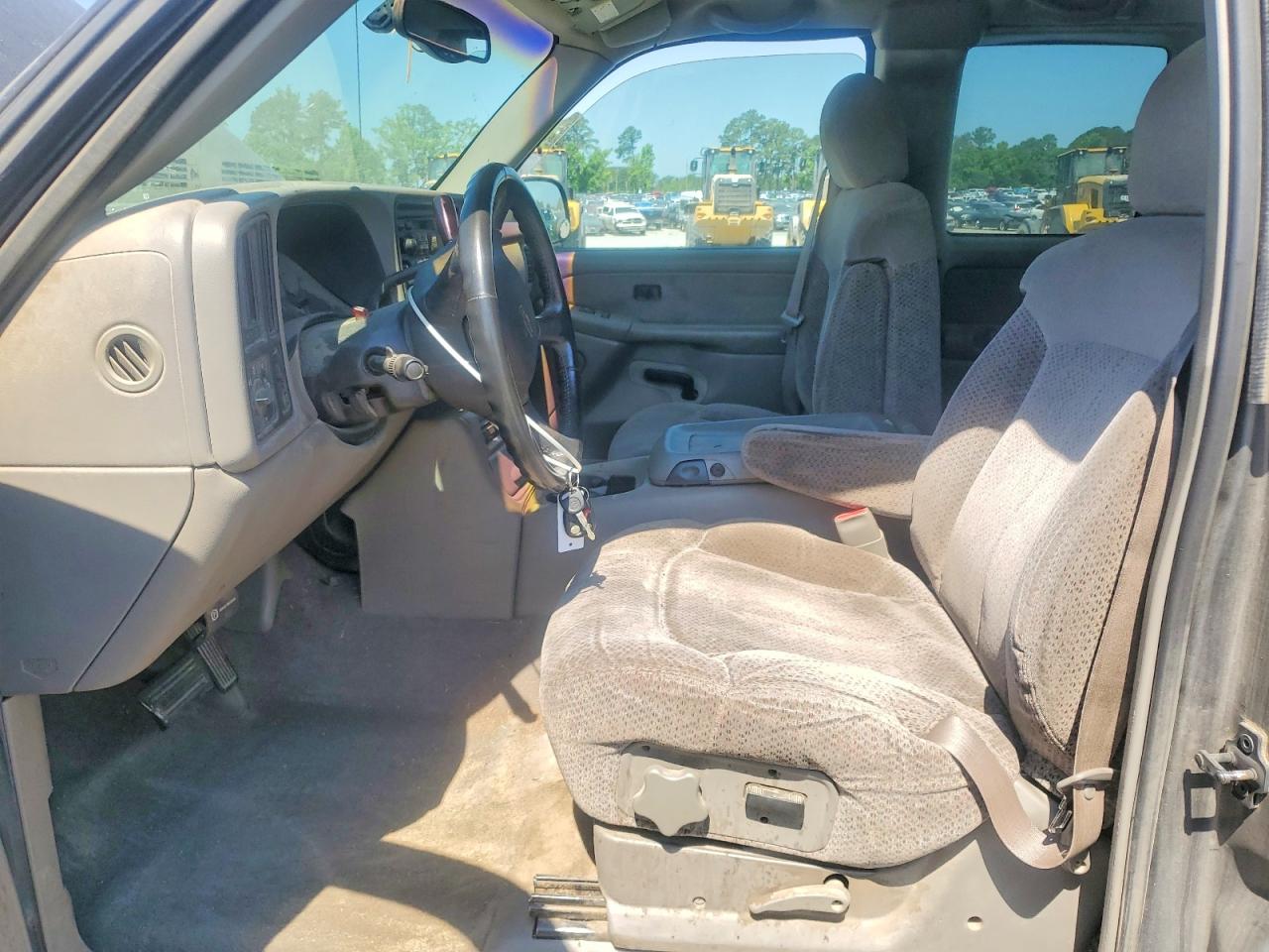 1999 Chevrolet Silverado C1500 Gray vin: 2GCEC19TXX1255124