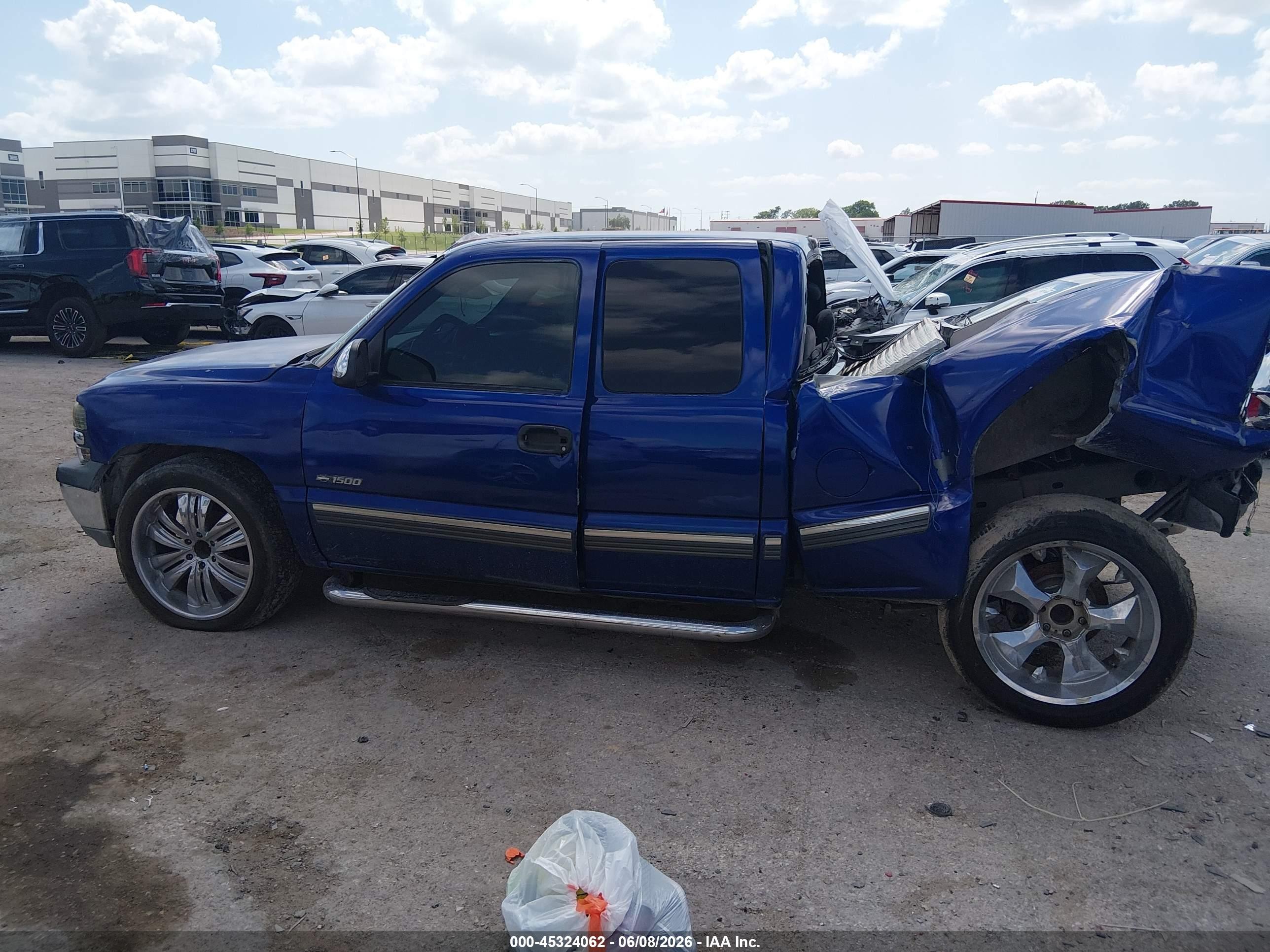 2001 Chevrolet Silverado 1500 Ls Blue vin: 2GCEC19V011334519