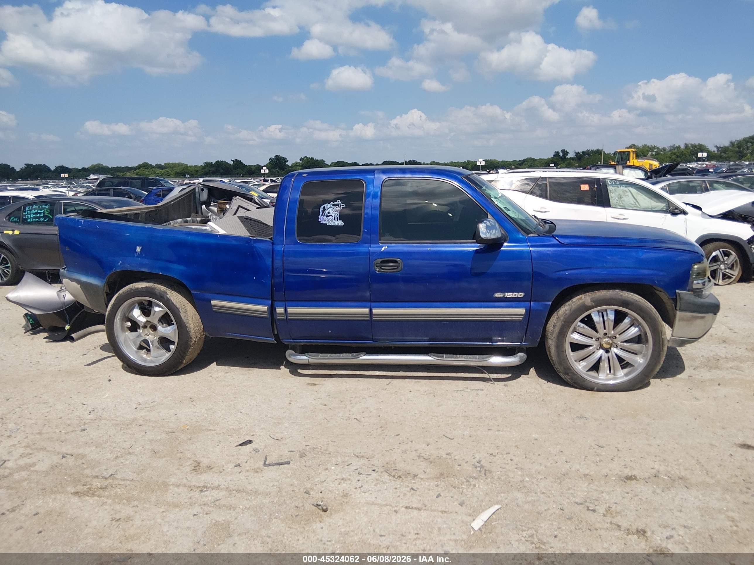 2001 Chevrolet Silverado 1500 Ls Blue vin: 2GCEC19V011334519
