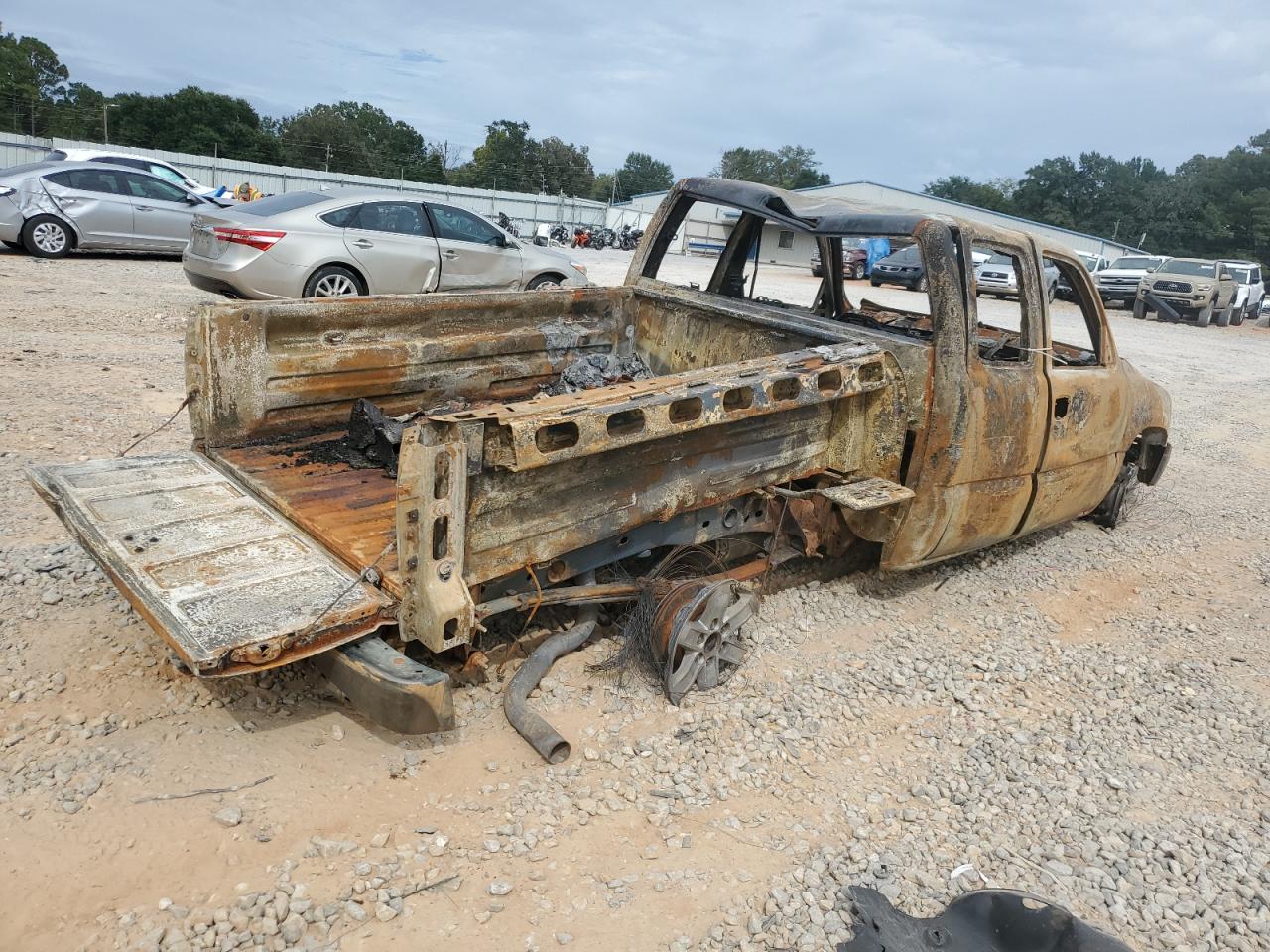 2001 Chevrolet Silverado C1500 Burn vin: 2GCEC19V011348842