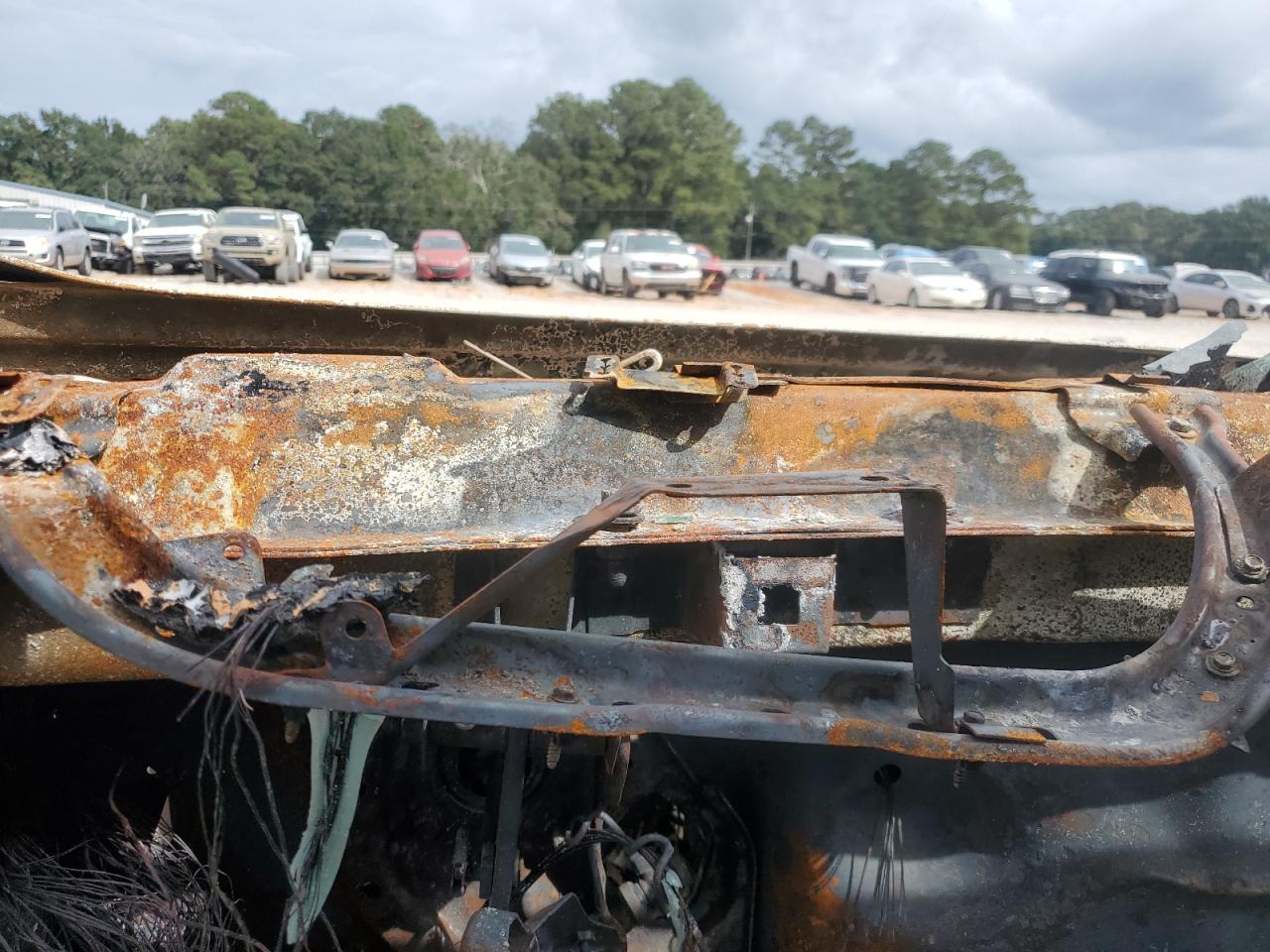 2001 Chevrolet Silverado C1500 Burn vin: 2GCEC19V011348842