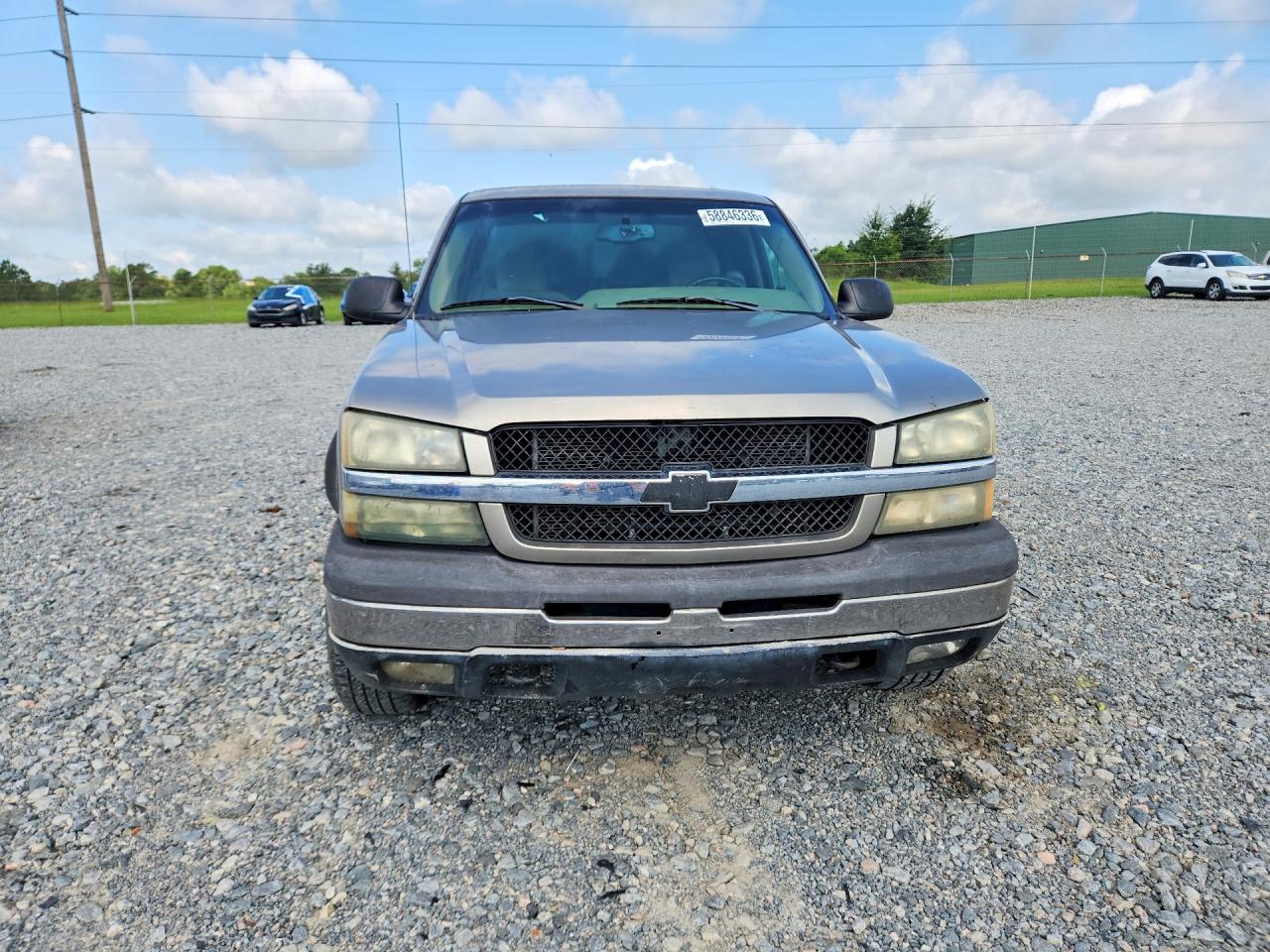 2003 Chevrolet Silverado C1500 Золотой vin: 2GCEC19V031212617