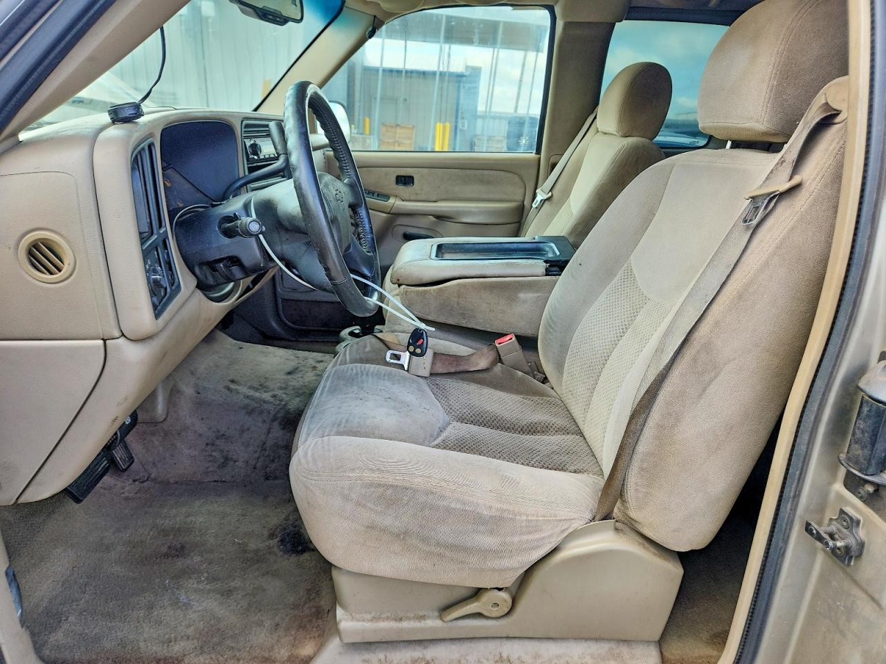 2003 Chevrolet Silverado C1500 Золотой vin: 2GCEC19V031212617