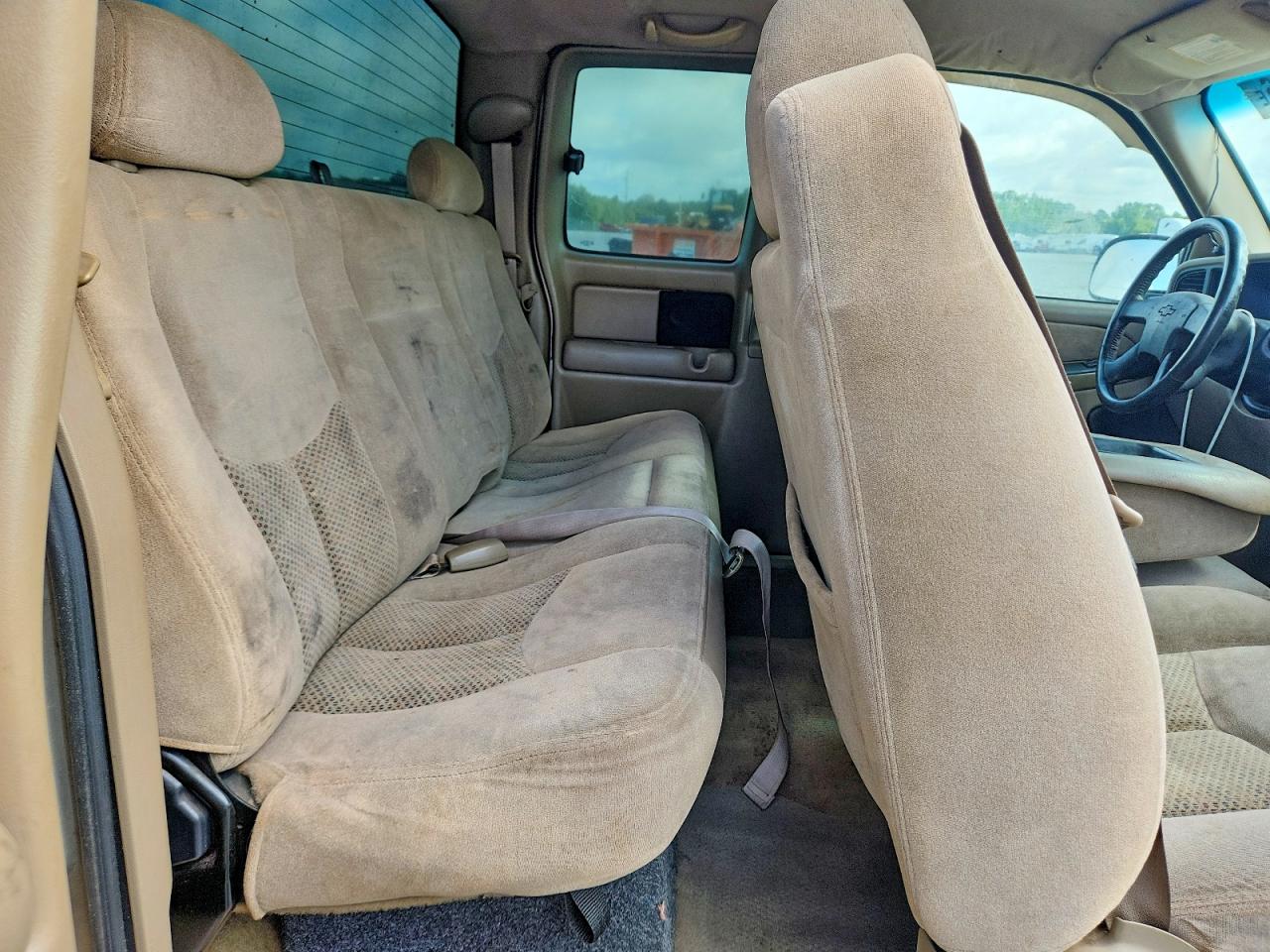 2003 Chevrolet Silverado C1500 Золотой vin: 2GCEC19V031212617