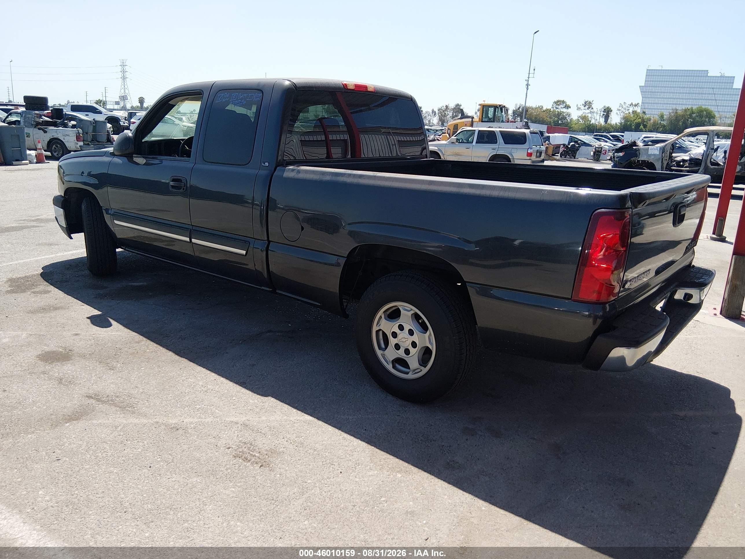 2003 Chevrolet Silverado 1500 Ls Серый vin: 2GCEC19V031251210