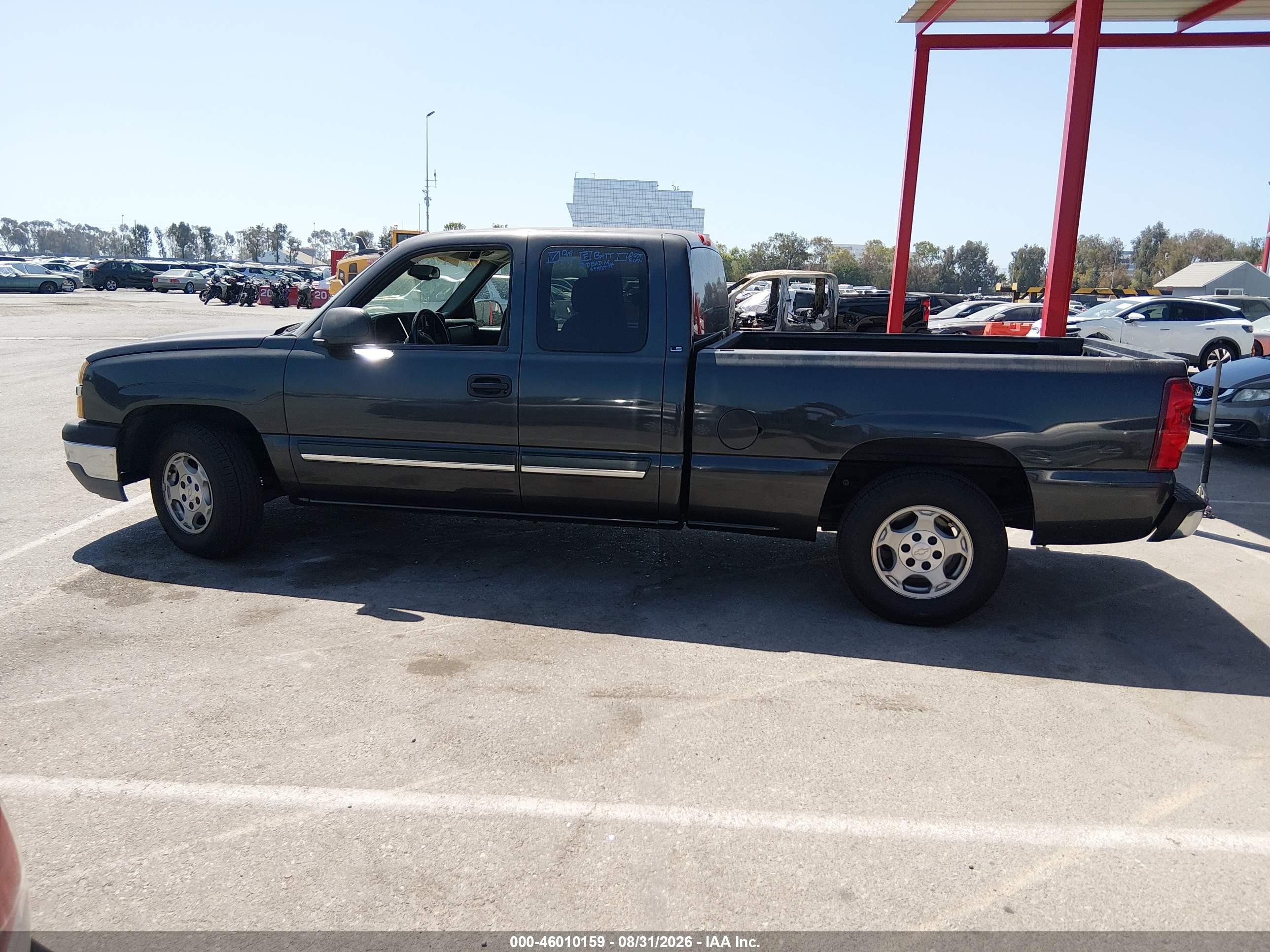 2003 Chevrolet Silverado 1500 Ls Серый vin: 2GCEC19V031251210
