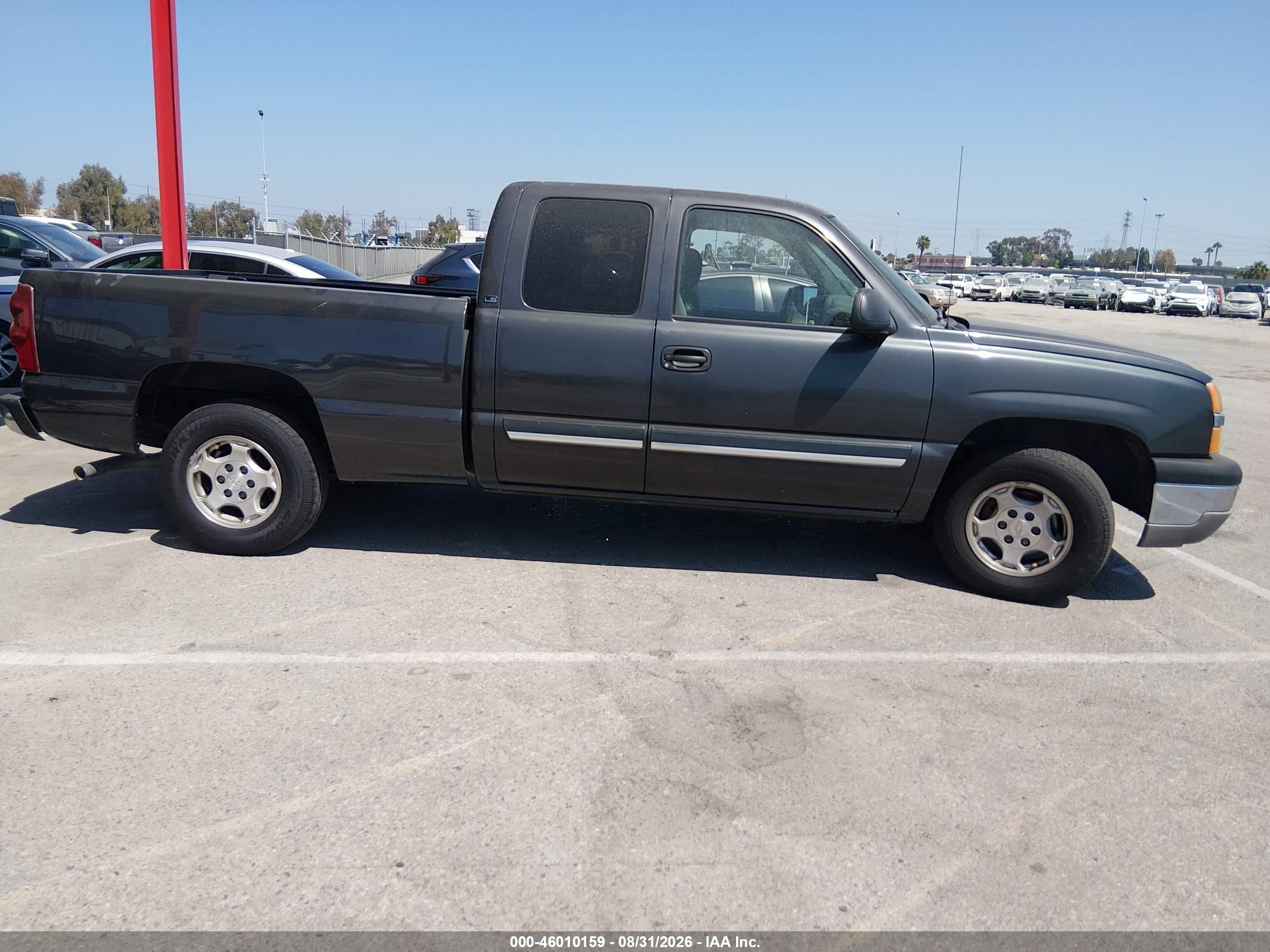 2003 Chevrolet Silverado 1500 Ls Серый vin: 2GCEC19V031251210