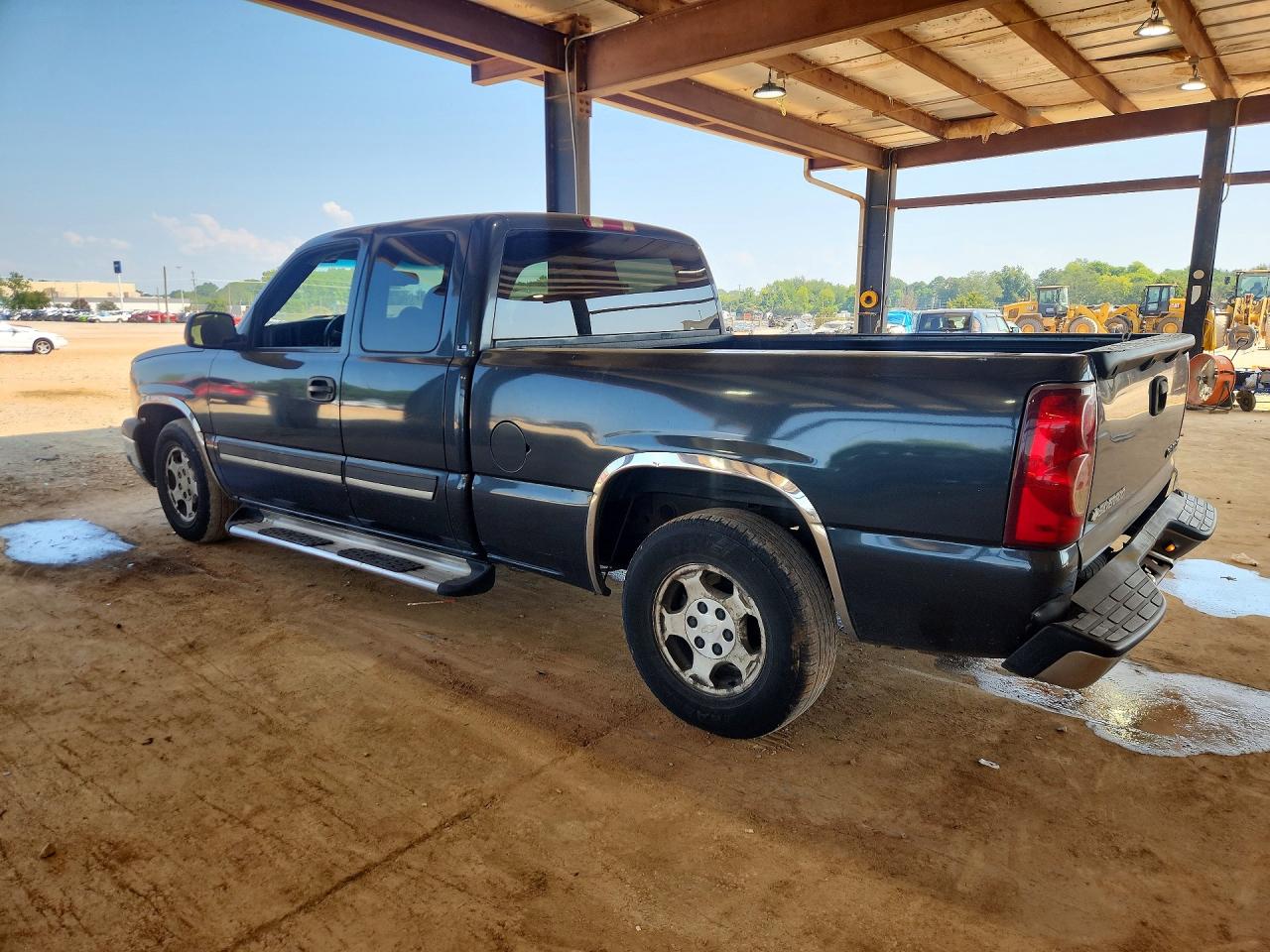 2003 Chevrolet Silverado C1500 Charcoal vin: 2GCEC19V031276883