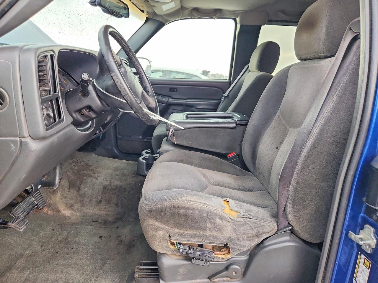 2004 Chevrolet Silverado C1500 Blue vin: 2GCEC19V041301654